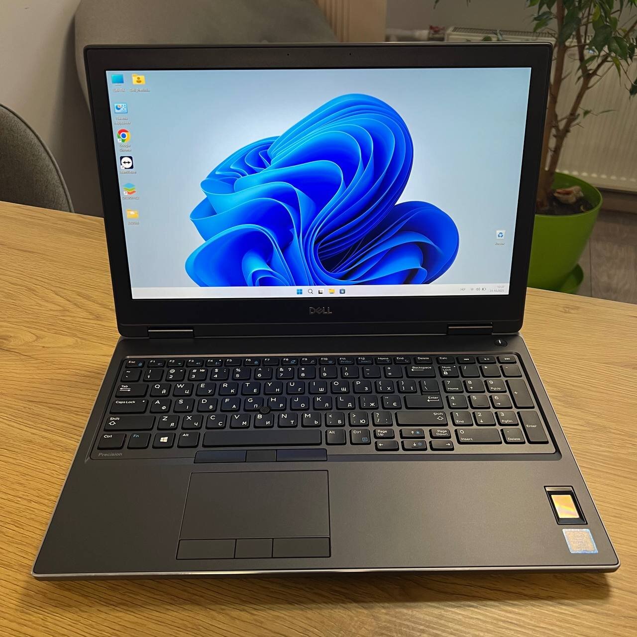 Dell Precision 7540 Intel Core i5-9400H/T2000 4Gb/16Gb/512Gb SSD/Win11 (вживаний)