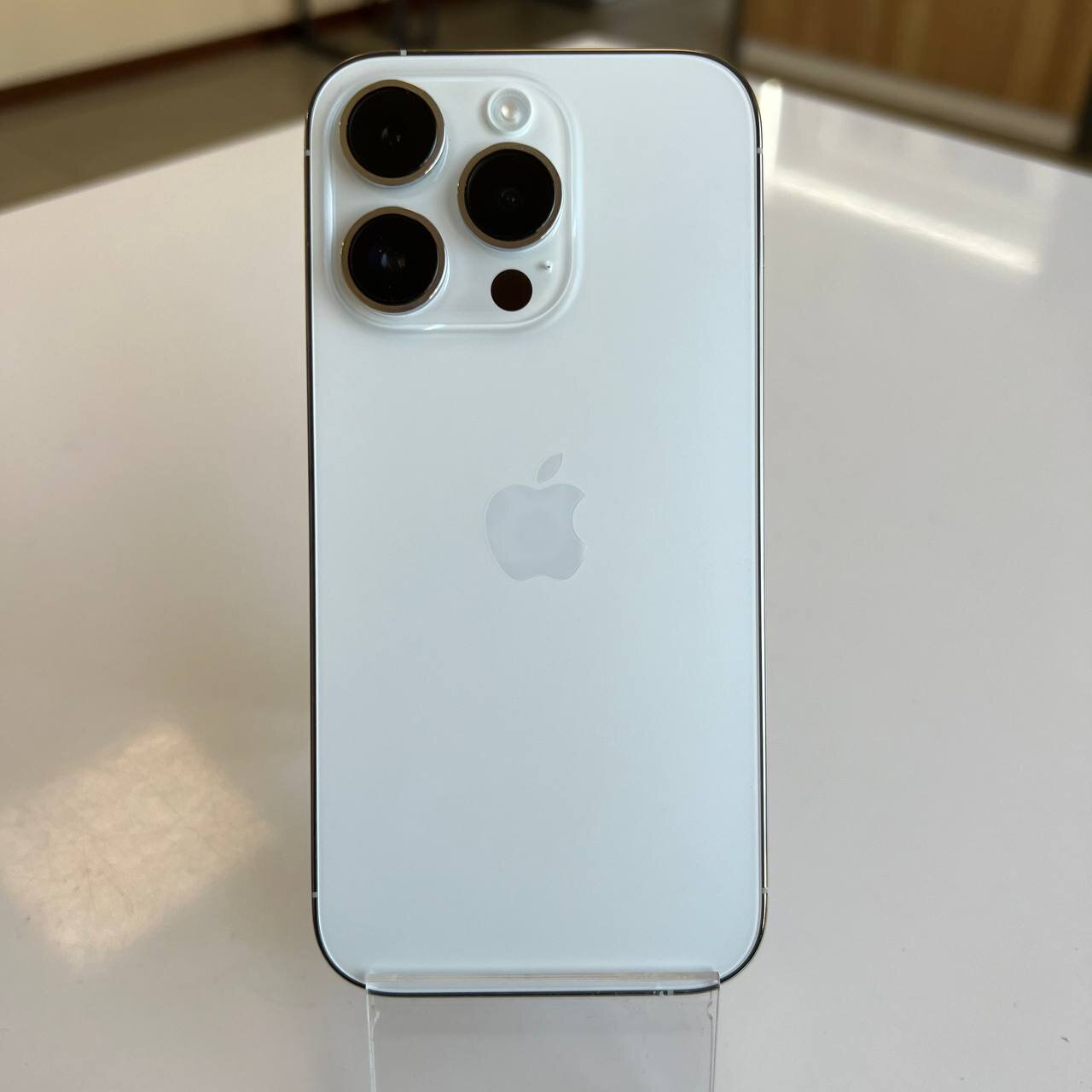 Apple iPhone 14 Pro 128 Gb Silver (e-Sim) (вживаний)