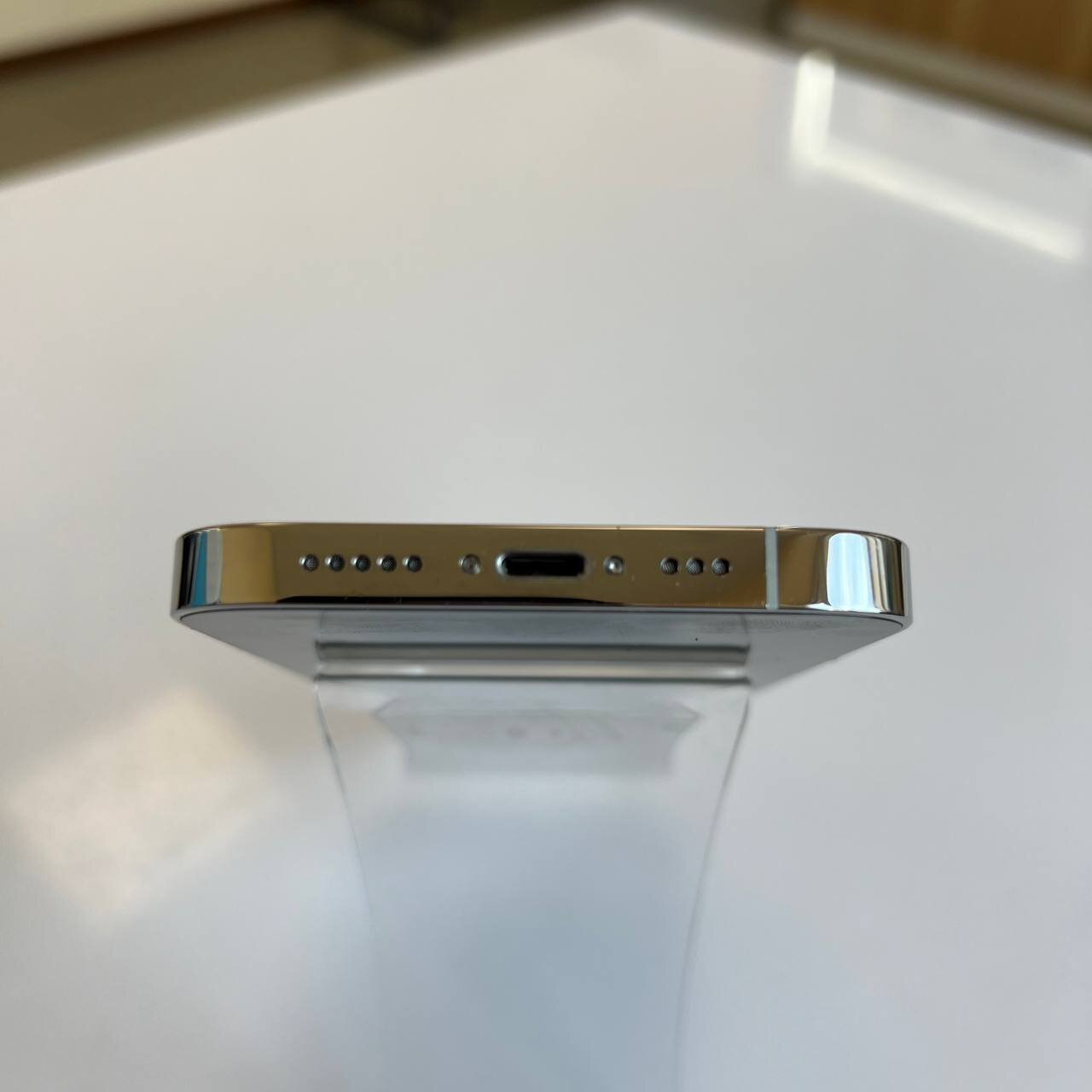 Apple iPhone 14 Pro 128 Gb Silver (e-Sim) (вживаний)