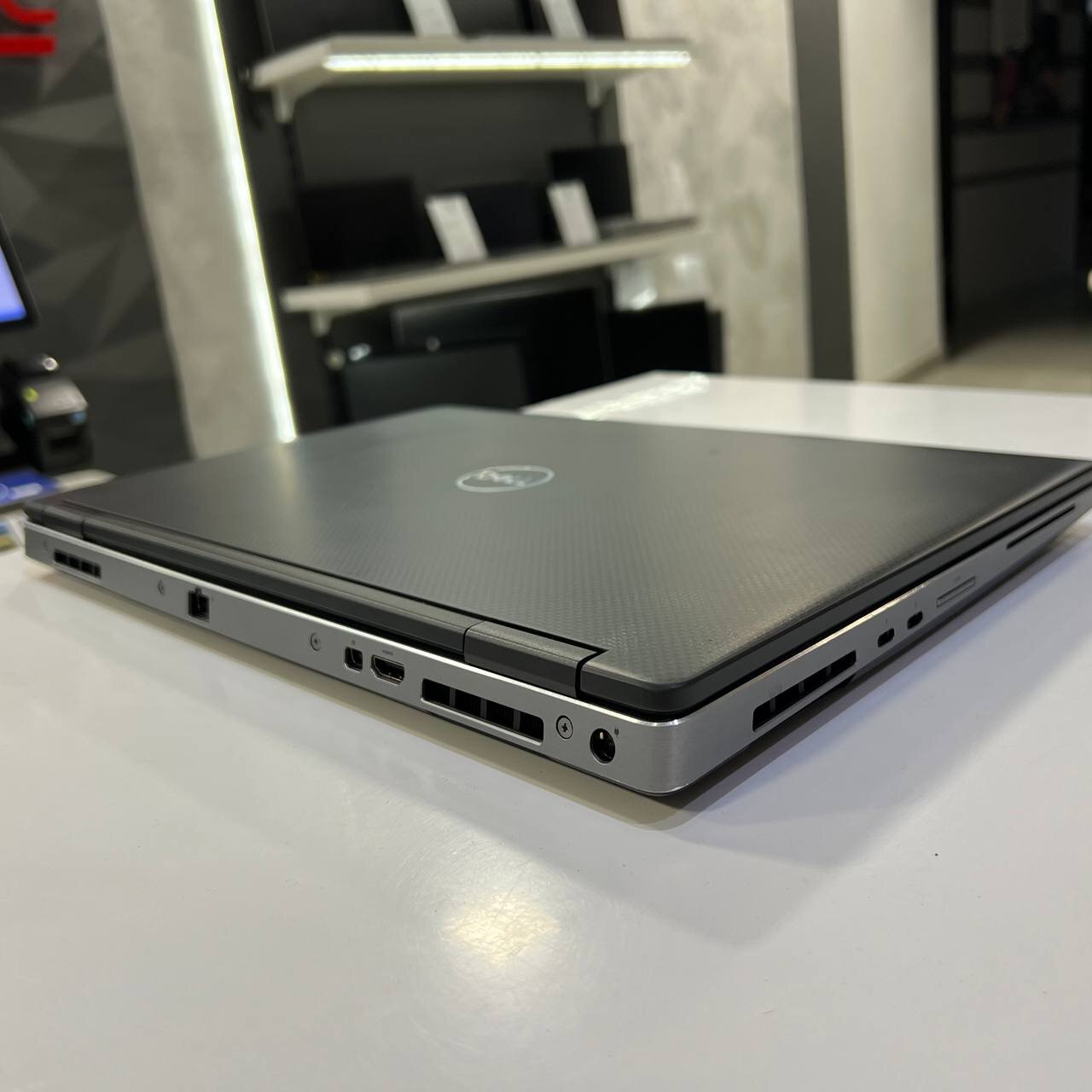 Dell Precision 7540 Intel Core i5-9400H/T2000 4Gb/16Gb/512Gb SSD/Win11 (вживаний)