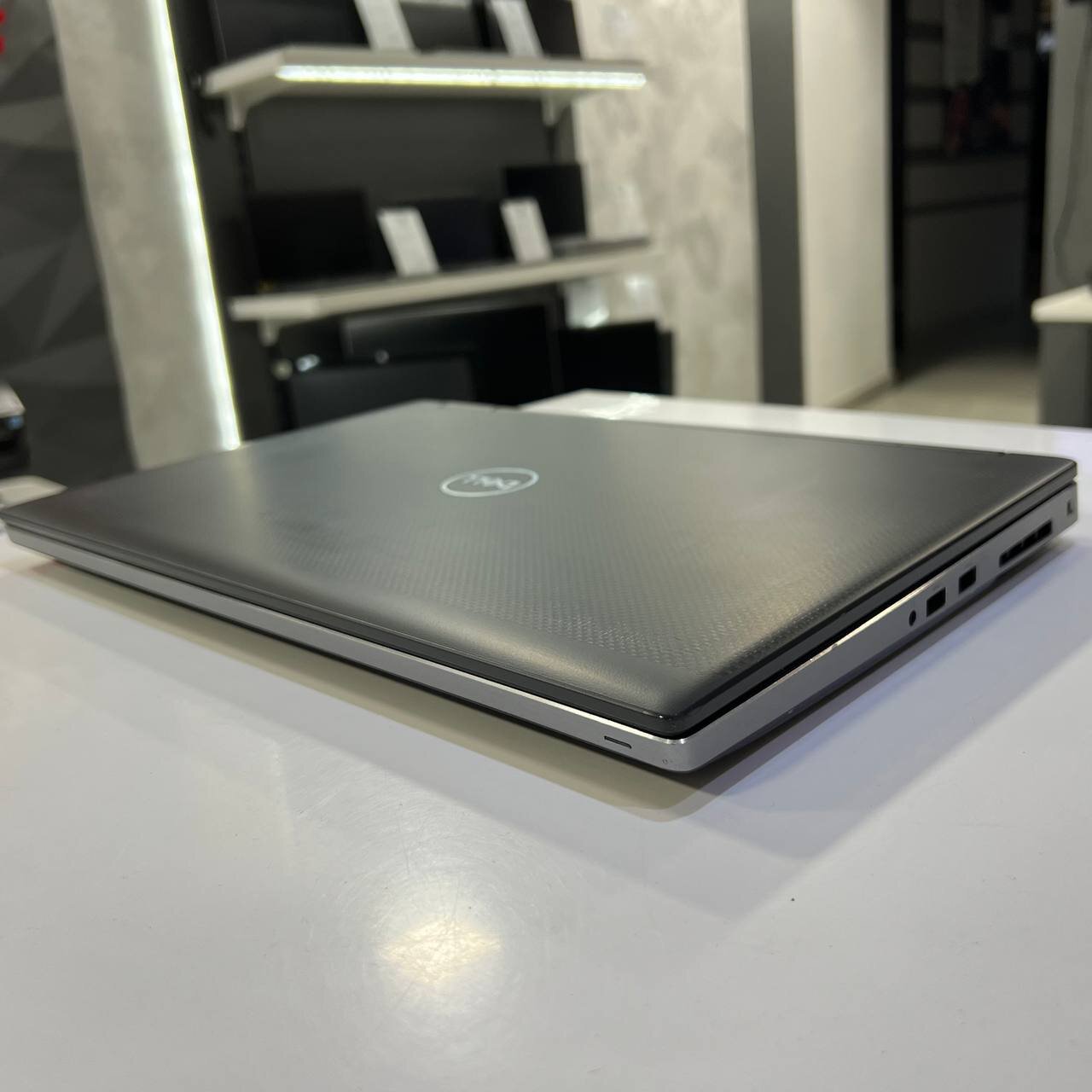 Dell Precision 7540 Intel Core i5-9400H/T2000 4Gb/16Gb/512Gb SSD/Win11 (вживаний)