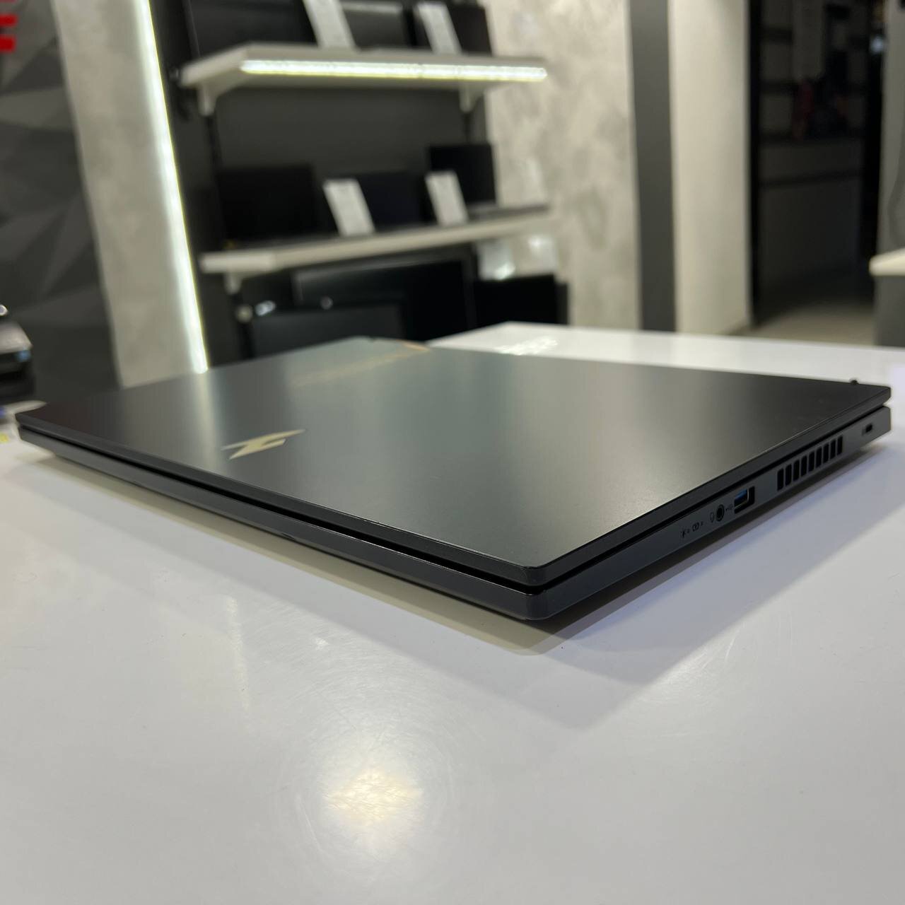 Acer Nitro V 15 Ryzen 5 7535HS/RTX4050 6Gb/16Gb/512Gb SSD/Win11 (вживаний)