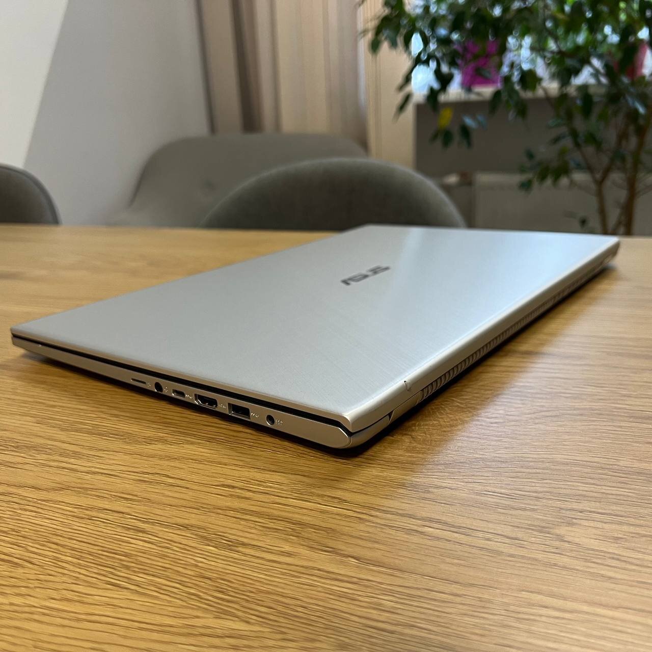 Asus VivoBook K712E Intel Core i3-1115G4/16Gb/256Gb SSD/Win11 (вживаний)