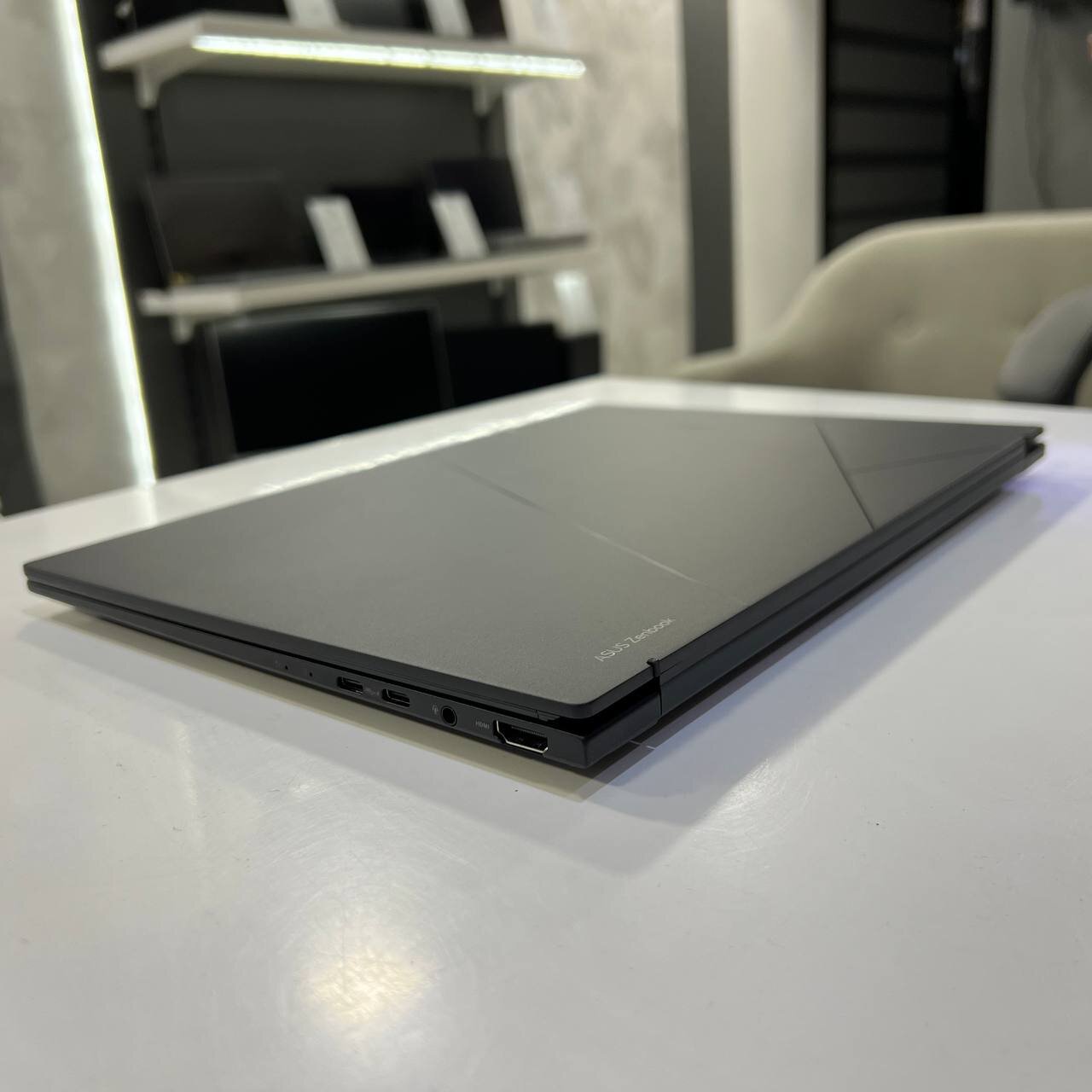 ASUS ZenBook 14 Ryzen 7 8840HS/16Gb/512Gb SSD/Win11 (вживаний)