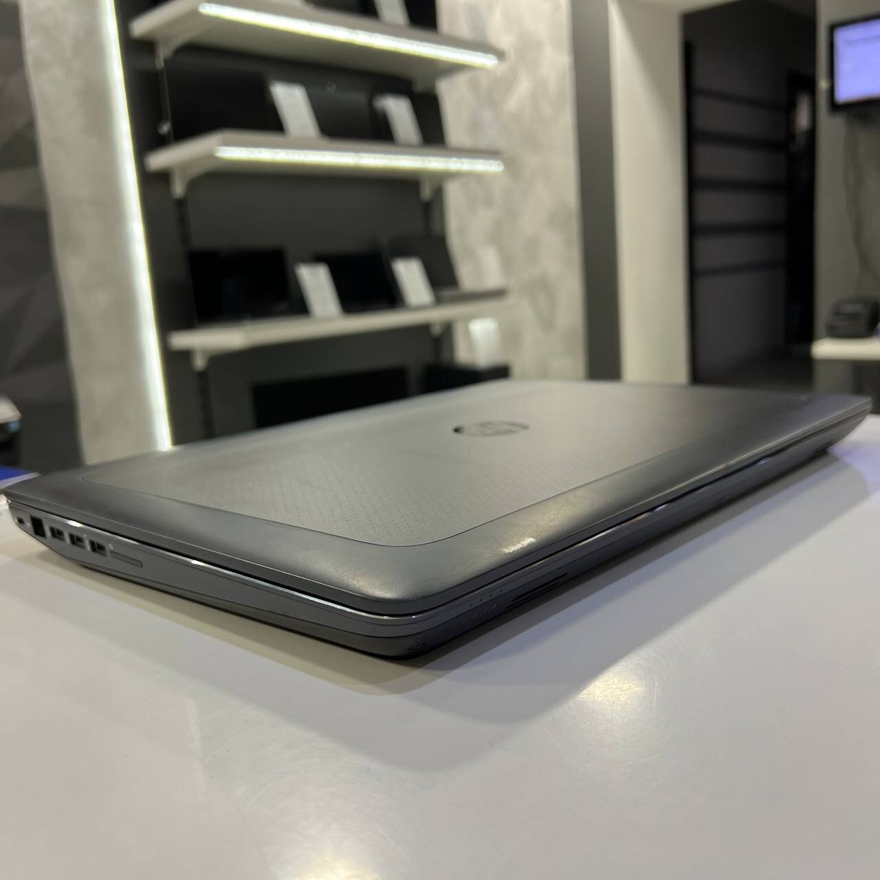 HP ZBook 17 G3 Intel Core i5-6440HQ/M1000M 2Gb/16Gb/128Gb+128Gb SSD/Win10 (вживаний)