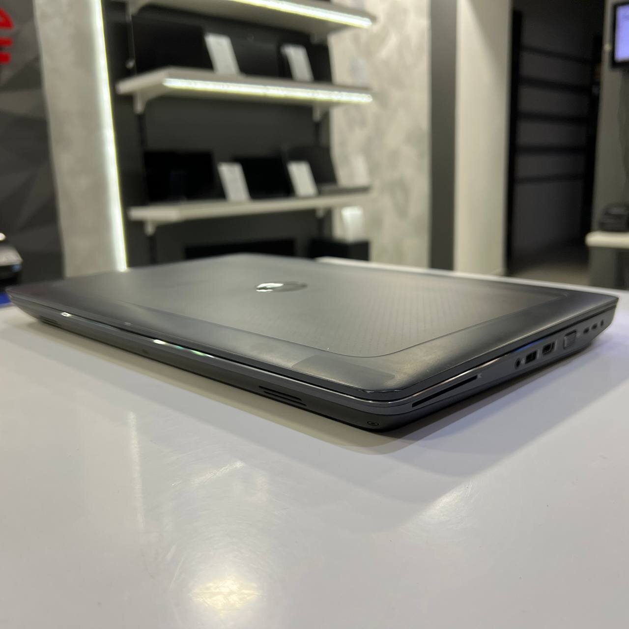 HP ZBook 17 G3 Intel Core i5-6440HQ/M1000M 2Gb/16Gb/128Gb+128Gb SSD/Win10 (вживаний)