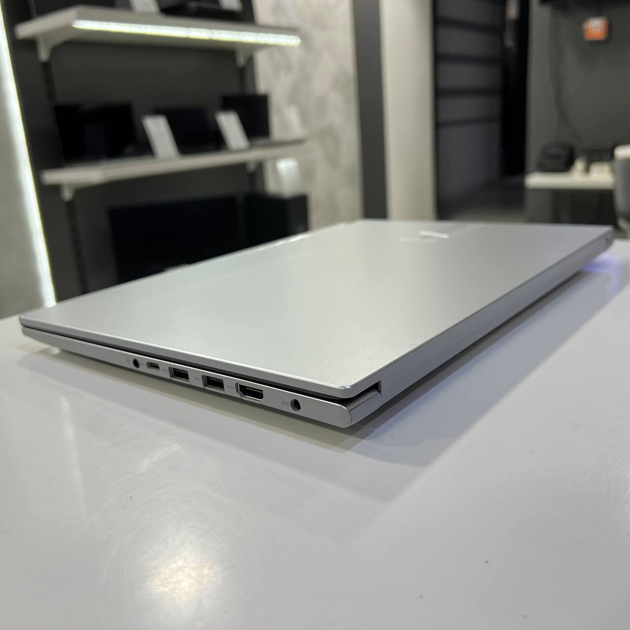 Asus VivoBook 15 F1504V Intel Core 5 120U/16Gb/512Gb SSD/Win11 (вживаний)