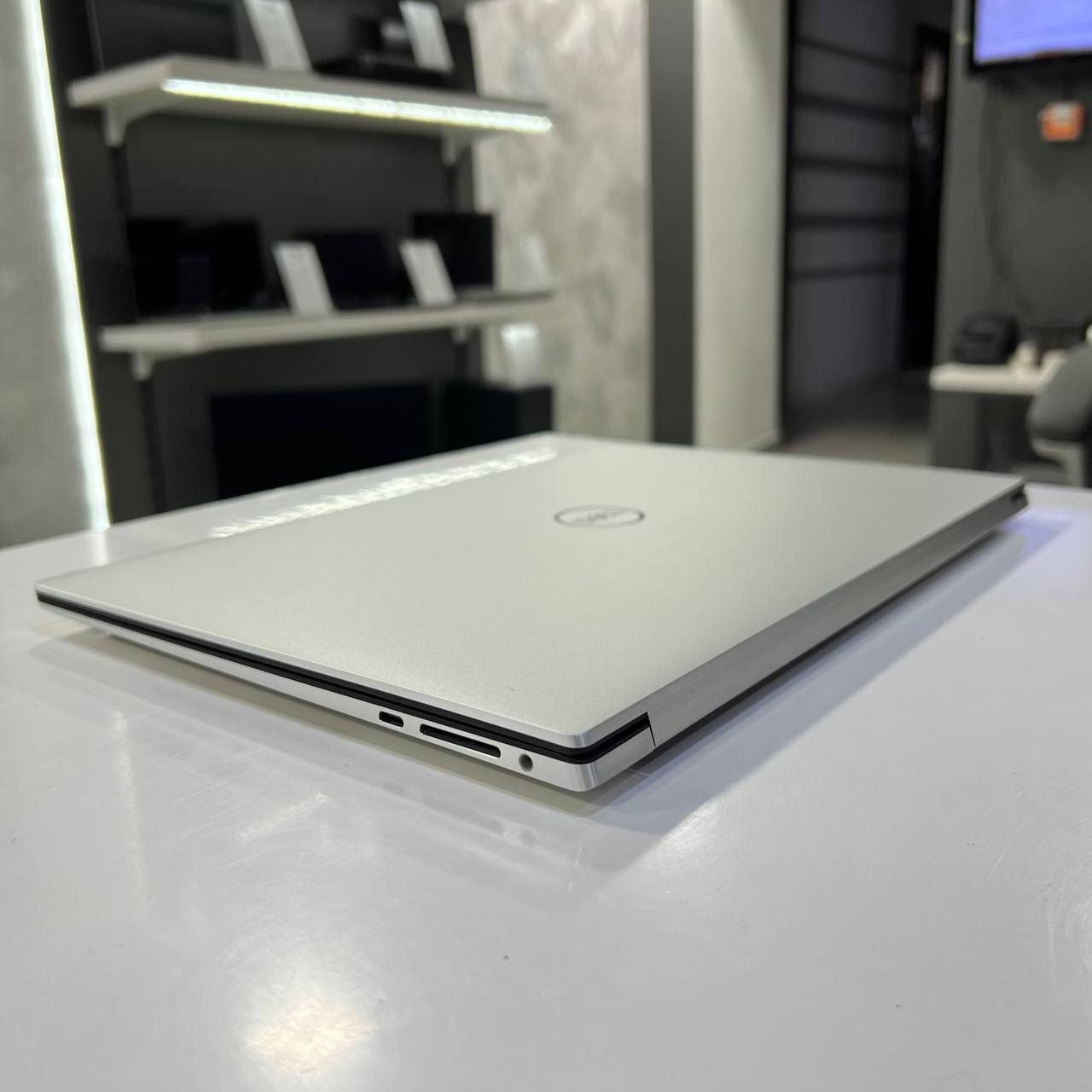 Dell XPS 15 9500 Intel Core i7-10750H/GTX1650TI 4Gb/16Gb/512Gb SSD/Win11 (вживаний)