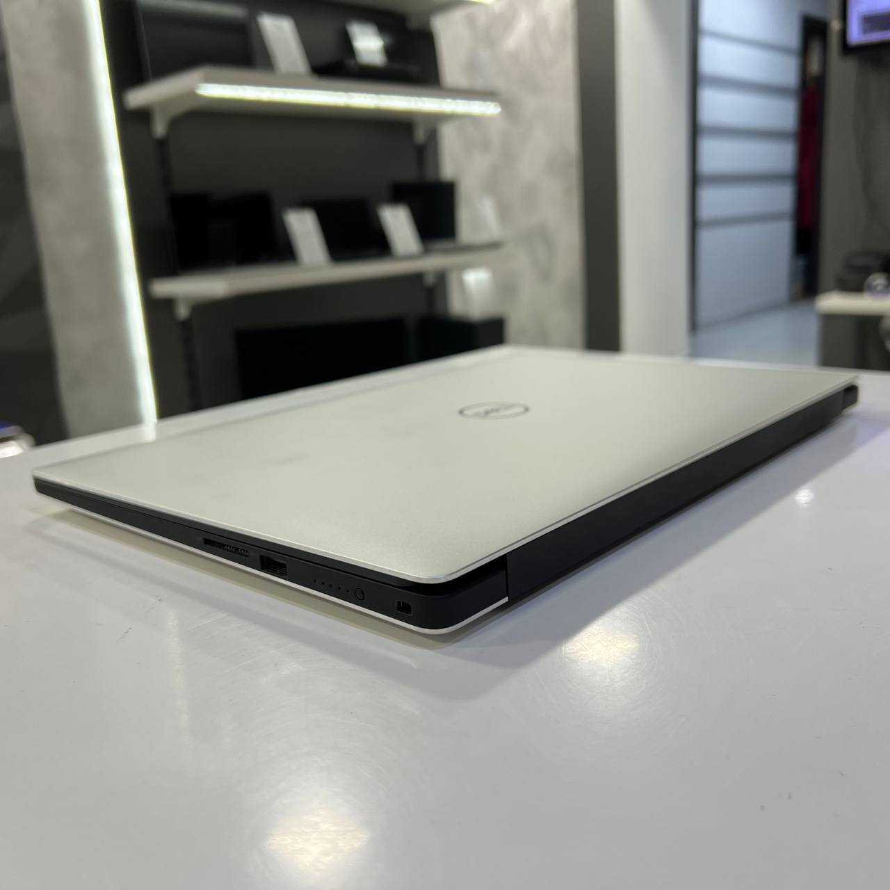 Dell Precision 5540 Intel Core i7-9850H/T1000 4Gb/16Gb/512Gb SSD+2Tb HDD/Win11 (вживаний)