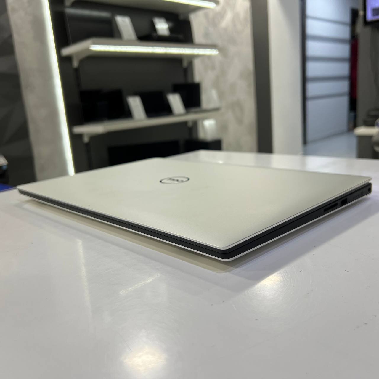 Dell Precision 5540 Intel Core i7-9850H/T1000 4Gb/16Gb/512Gb SSD+2Tb HDD/Win11 (вживаний)