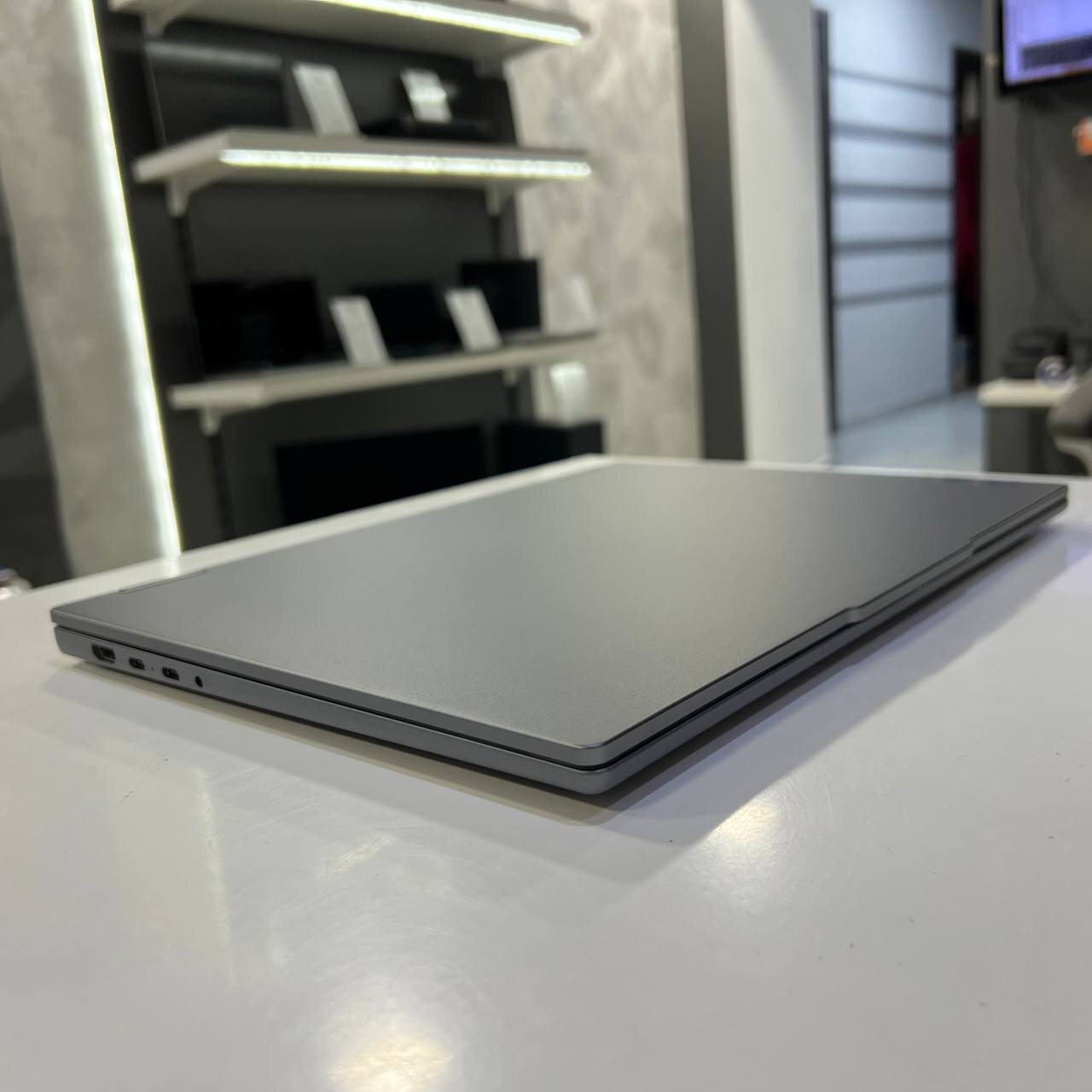 Lenovo IdeaPad 5 2-in-1 Ryzen 7 8845HS/16Gb/1Tb SSD/Win11 (вживаний)