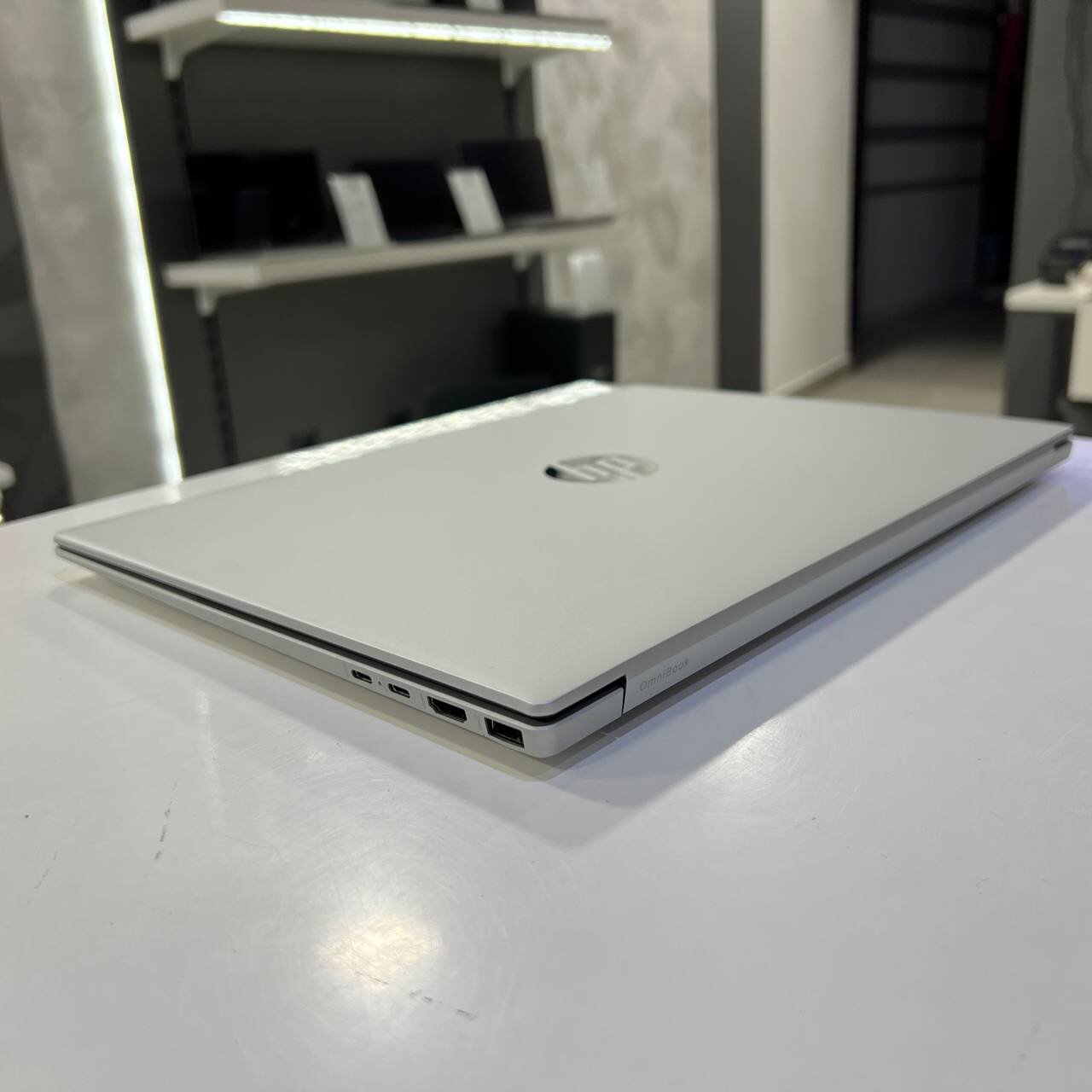 HP OmniBook 5 Intel Core Ultra 7 255U/16Gb/1Tb SSD/Win11 (вживаний)