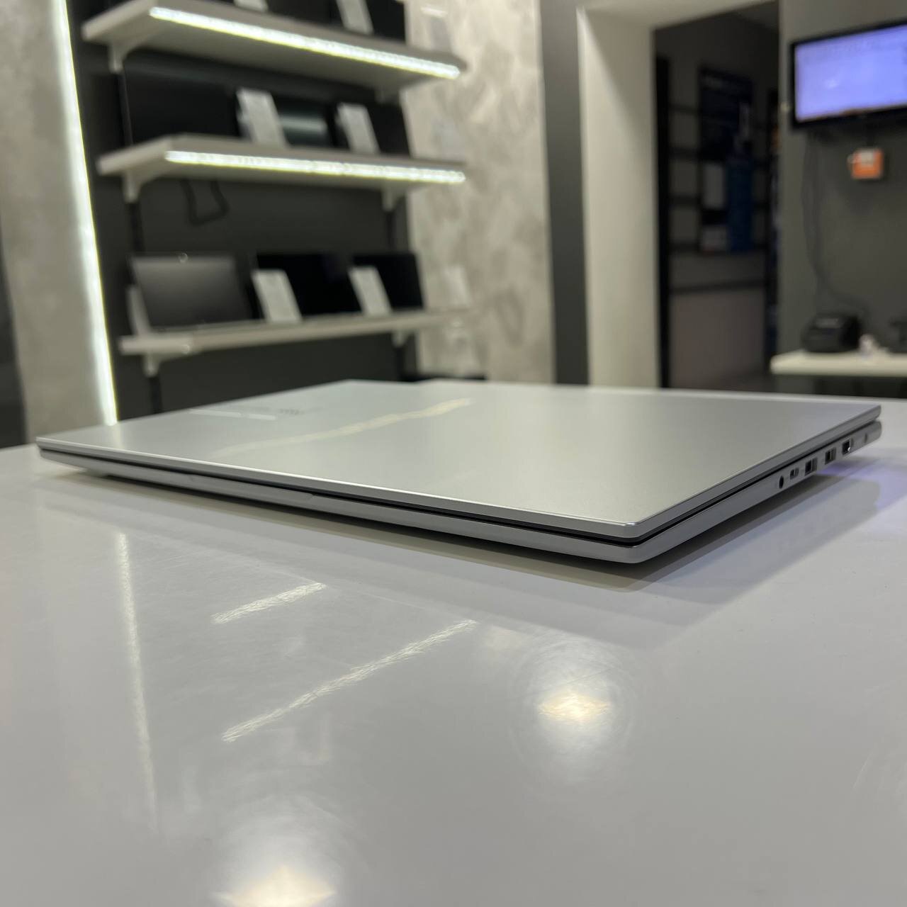 Asus VivoBook 15 F1504V Intel Core 5 120U/16Gb/512Gb SSD/Win11 (вживаний)