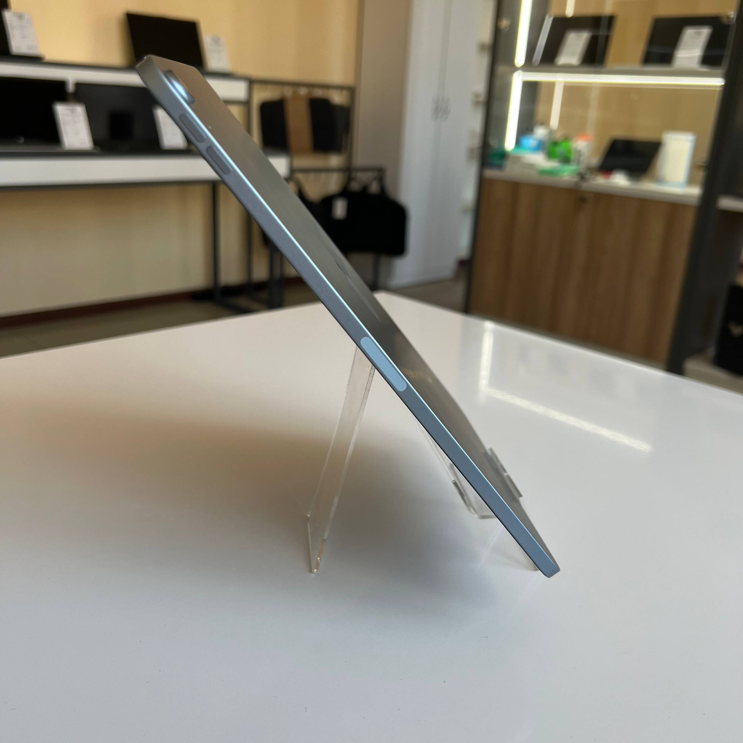 Apple iPad Air 4 2020 Wi-Fi 64Gb Sky Blue (вживаний)