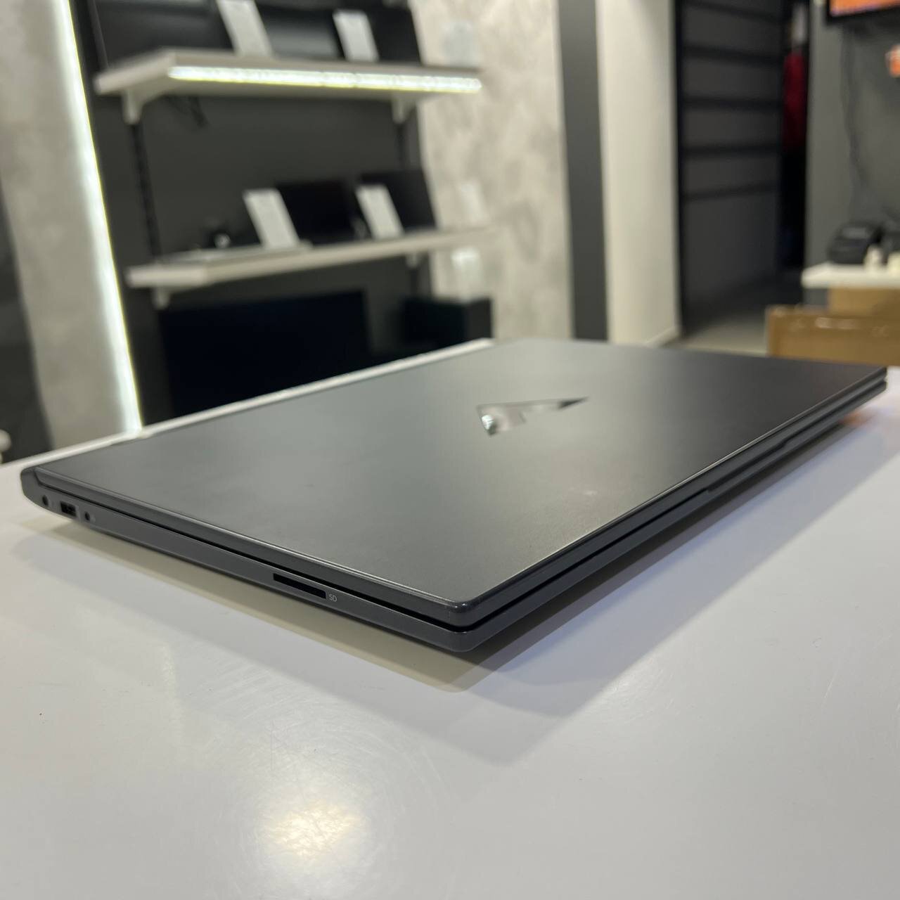 HP Victus 15 Ryzen 5 5600H/RX6550M 4Gb/16Gb/1Tb SSD/Win11 (вживаний)