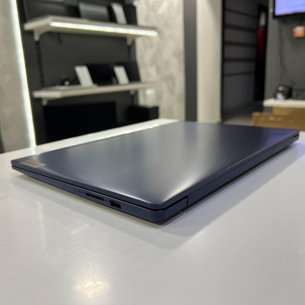 Lenovo IdeaPad Slim 3 Intel Core i3-N305/8Gb/256Gb SSD/Win11 (вживаний)