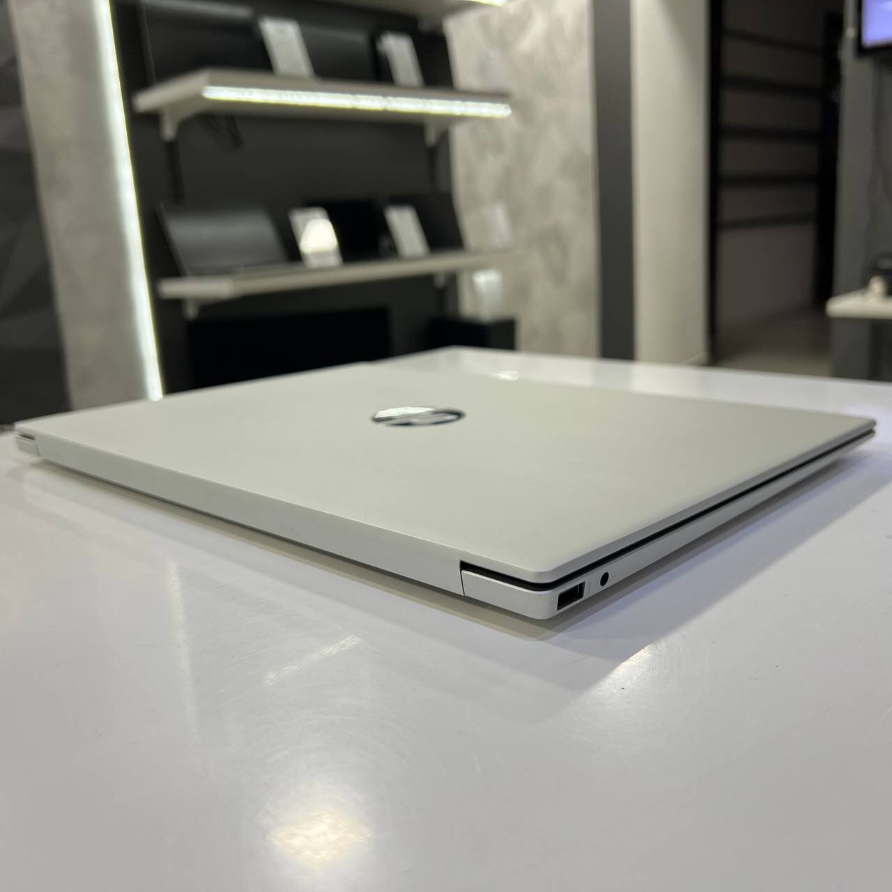 HP OmniBook 5 Ryzen AI 7 350/16Gb/512Gb SSD/Win11 (вживаний)