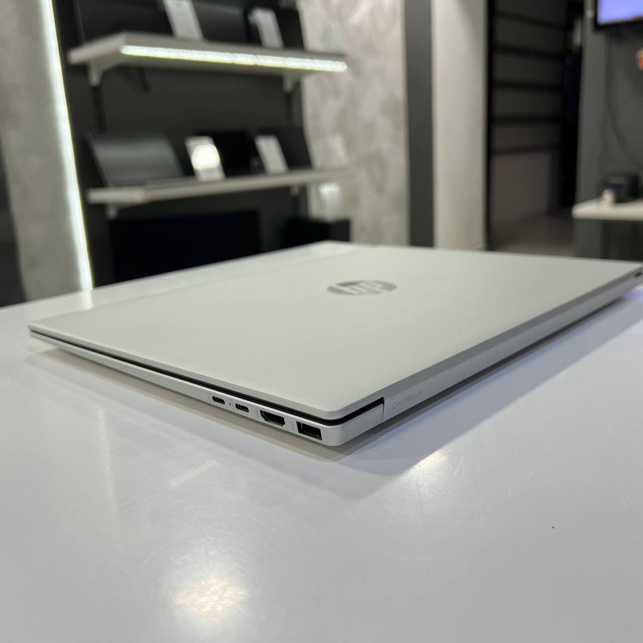 HP OmniBook 5 Ryzen AI 7 350/16Gb/512Gb SSD/Win11 (вживаний)