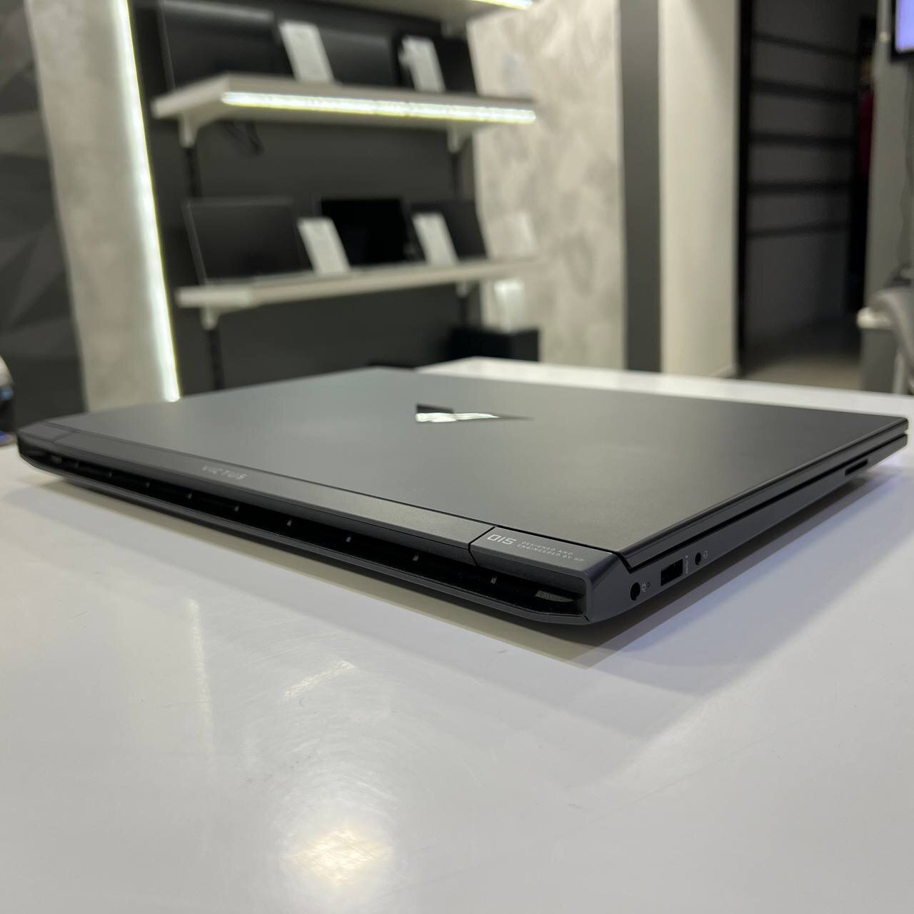 HP Victus 15 Ryzen 5 7535HS/RX6550M 4Gb/16Gb/512Gb SSD/Win11 (вживаний)