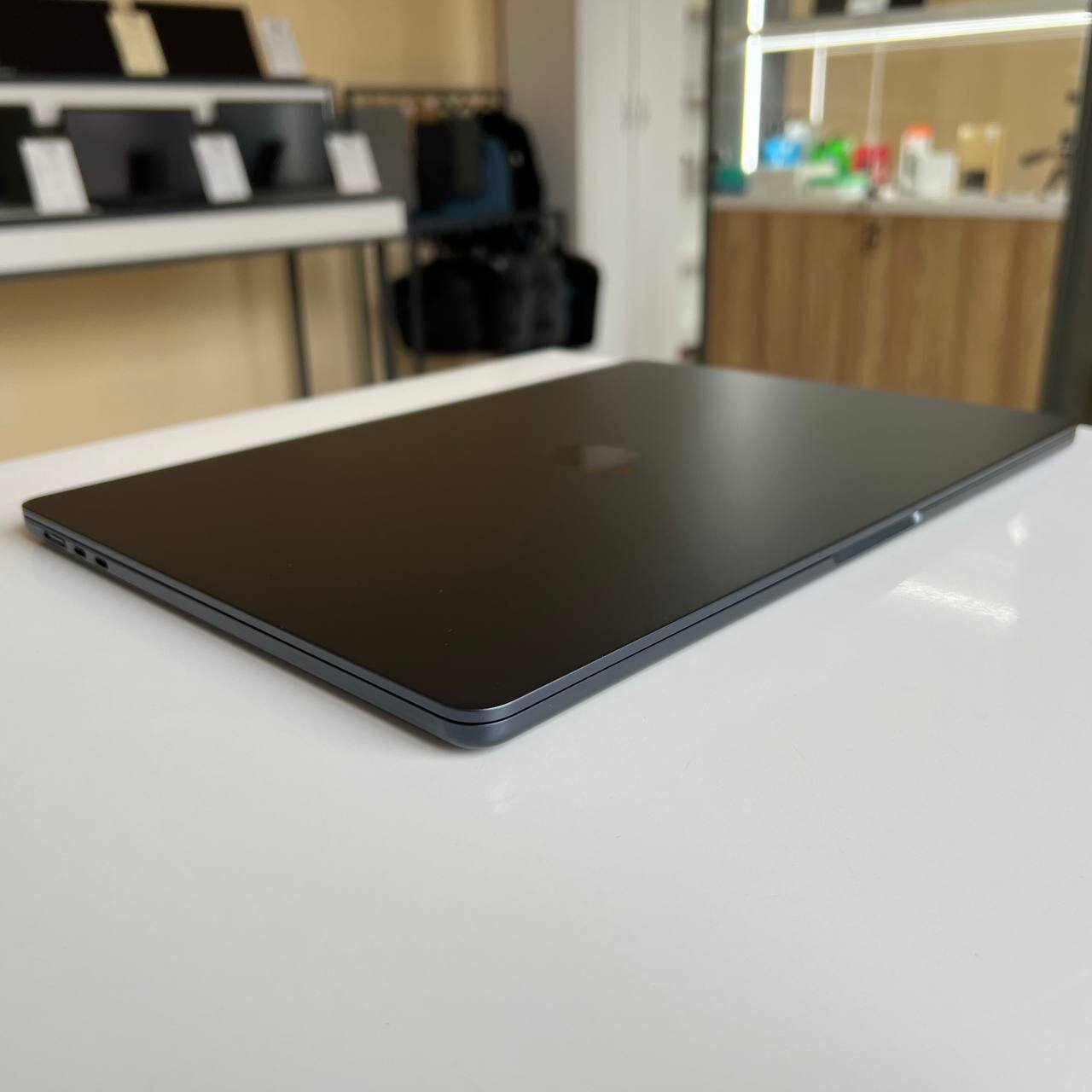 Apple MacBook Air 15 A3241 (2025) Apple M4/16Gb/256Gb SSD/Tahoe (вживаний)