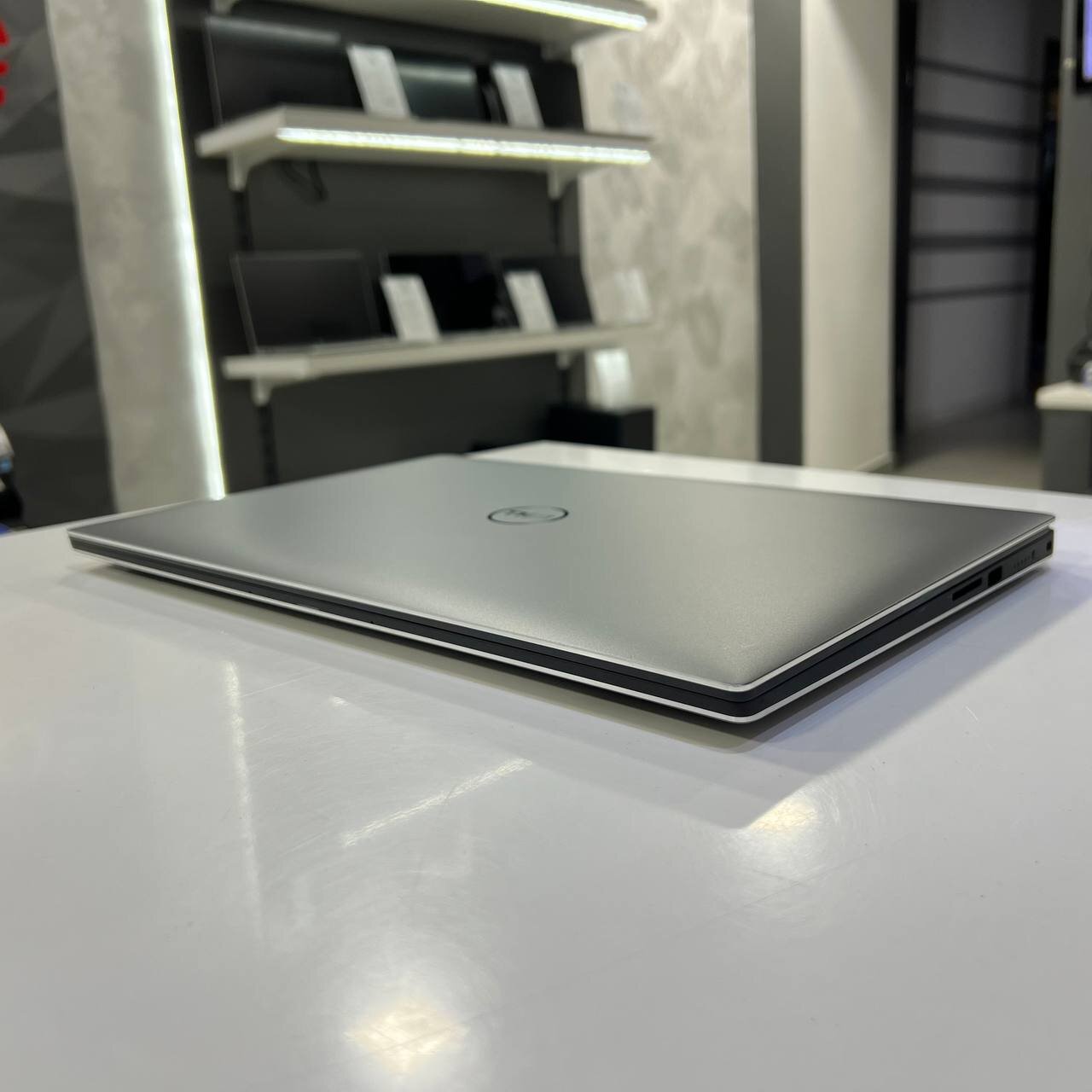 Dell Precision 5540 Intel Core i5-9400H/16Gb/256Gb SSD/Win11 (вживаний)