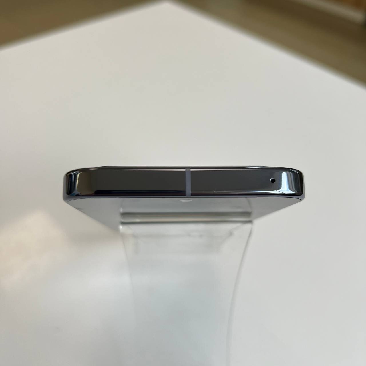 Google Pixel 10 Pro 16/256 Gb Moonstone Neverlock (e-Sim) (вживаний)