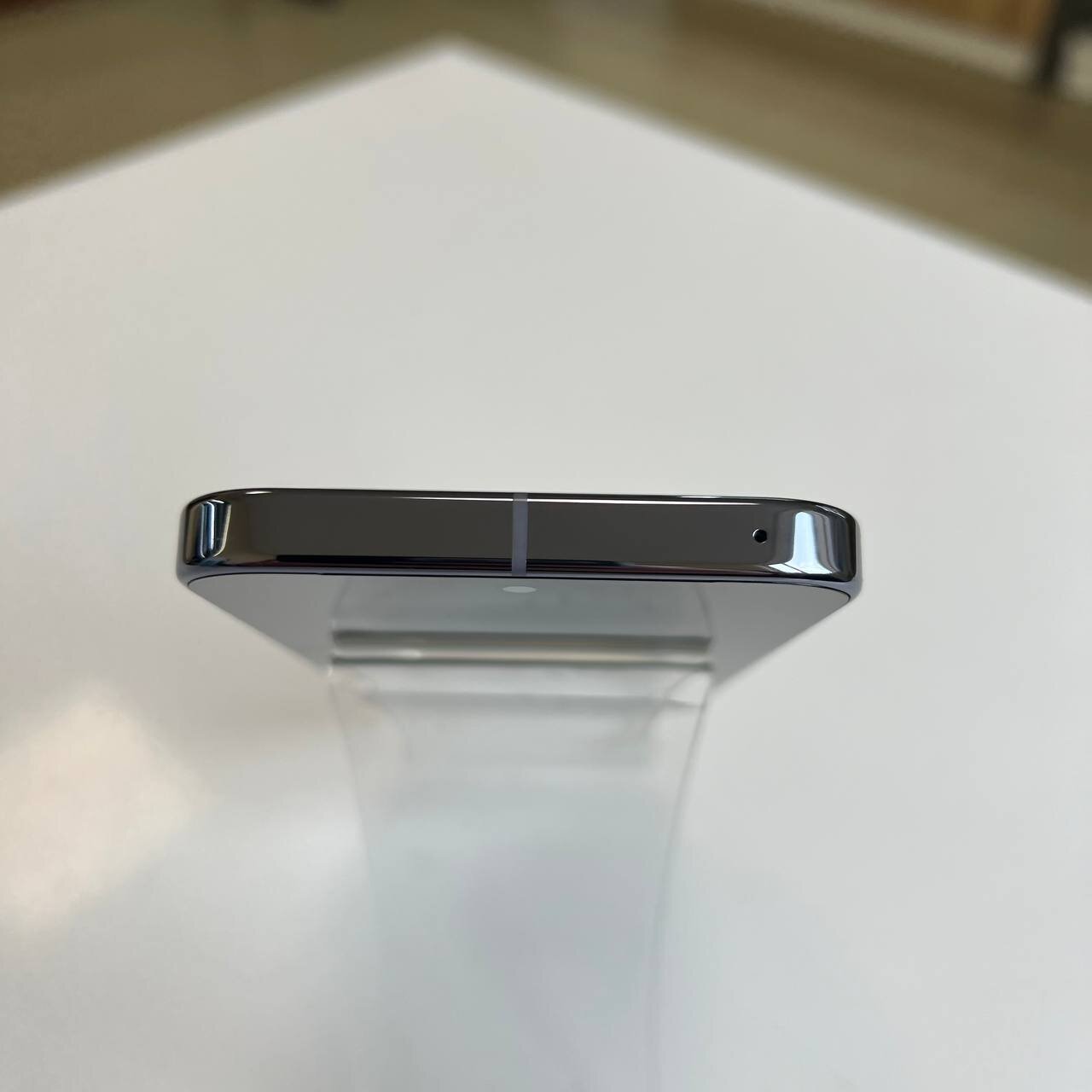 Google Pixel 10 Pro 16/128 Gb Moonstone Neverlock (e-Sim) (вживаний)