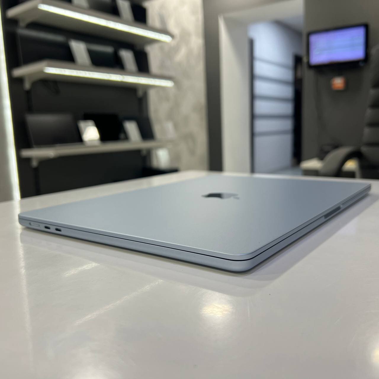 Apple MacBook Air 15 A3241 (2025) Apple M4/16Gb/256Gb SSD/Tahoe (вживаний)