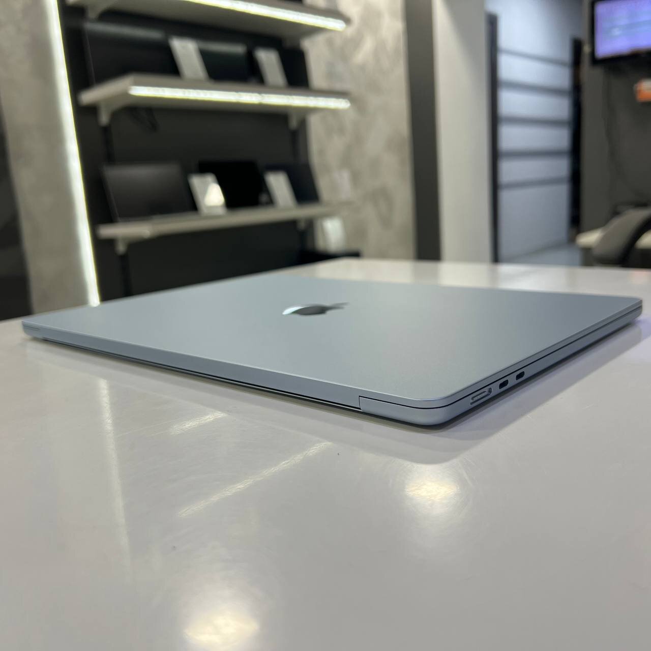 Apple MacBook Air 15 A3241 (2025) Apple M4/16Gb/256Gb SSD/Tahoe (вживаний)
