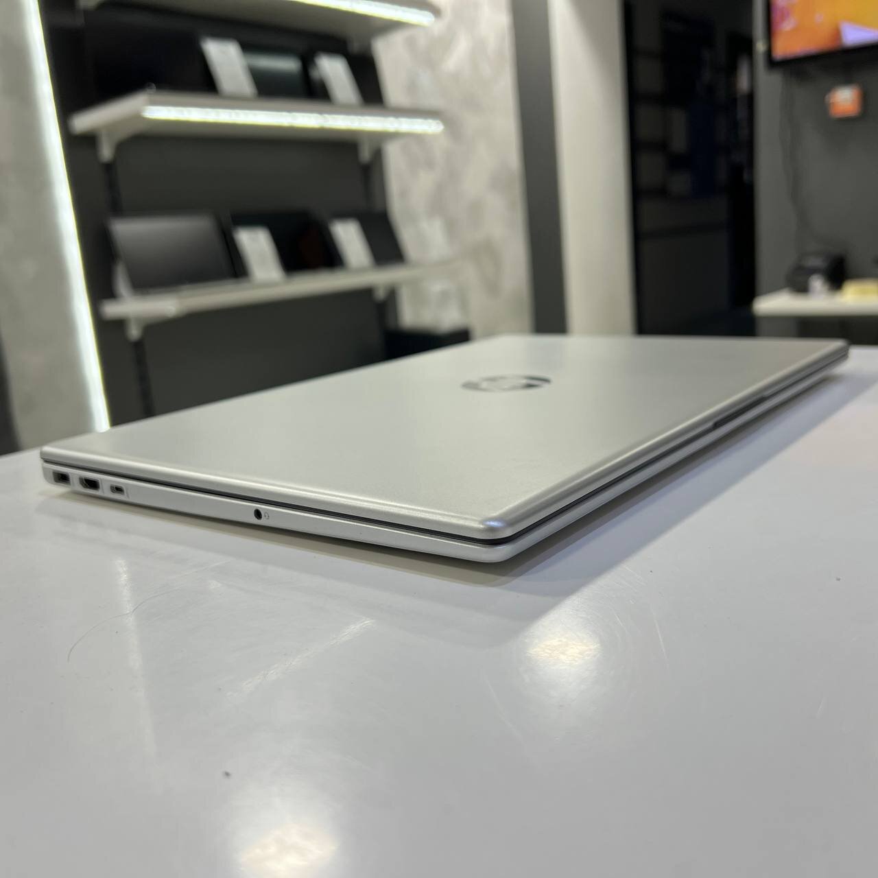 HP Laptop 15-FD0123DX Intel Core i3-1315U16Gb/256Gb SSD/Win11 (вживаний)