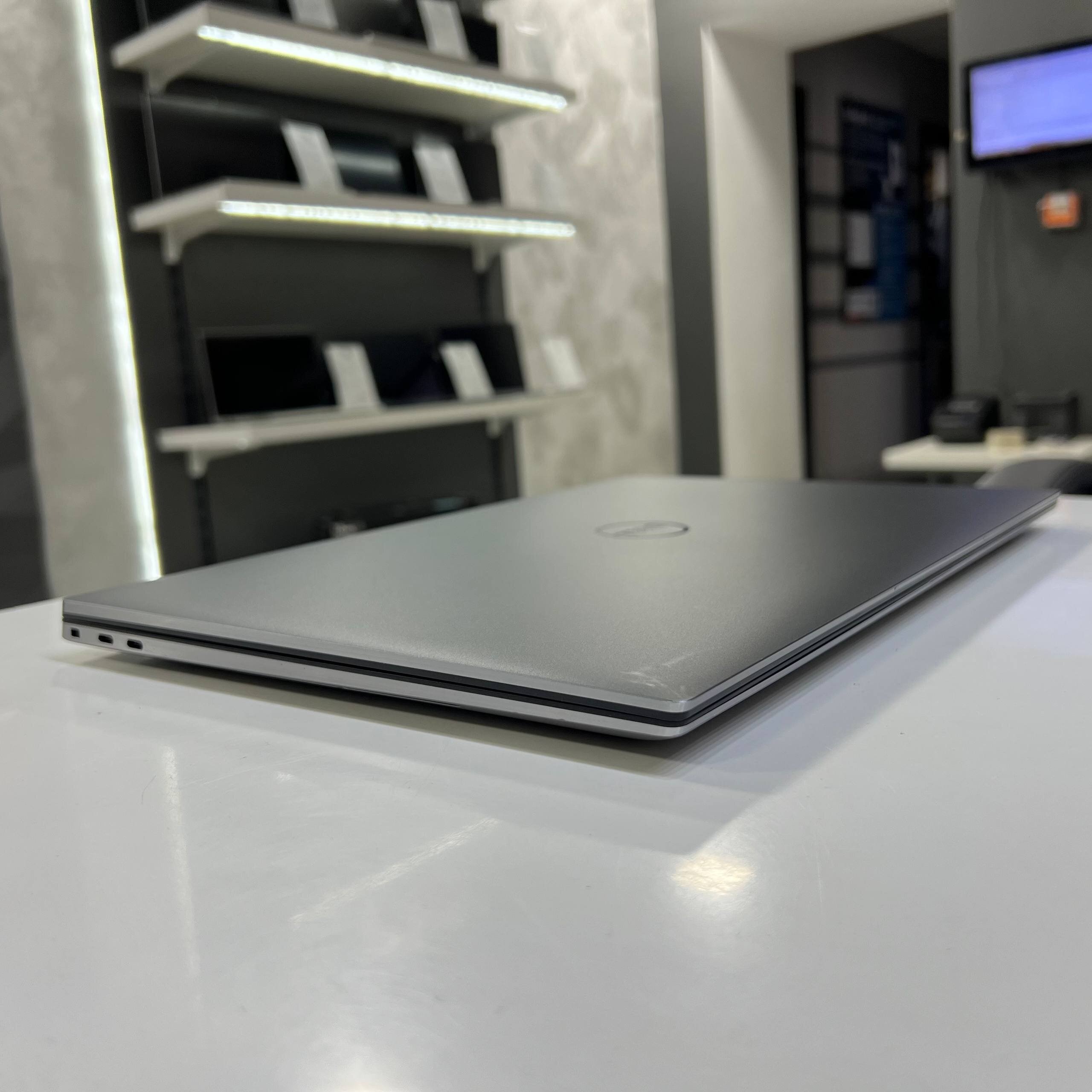 Dell Precision 5750 Intel Core i5-10400H/16Gb/512Gb SSD/Win11 (вживаний)