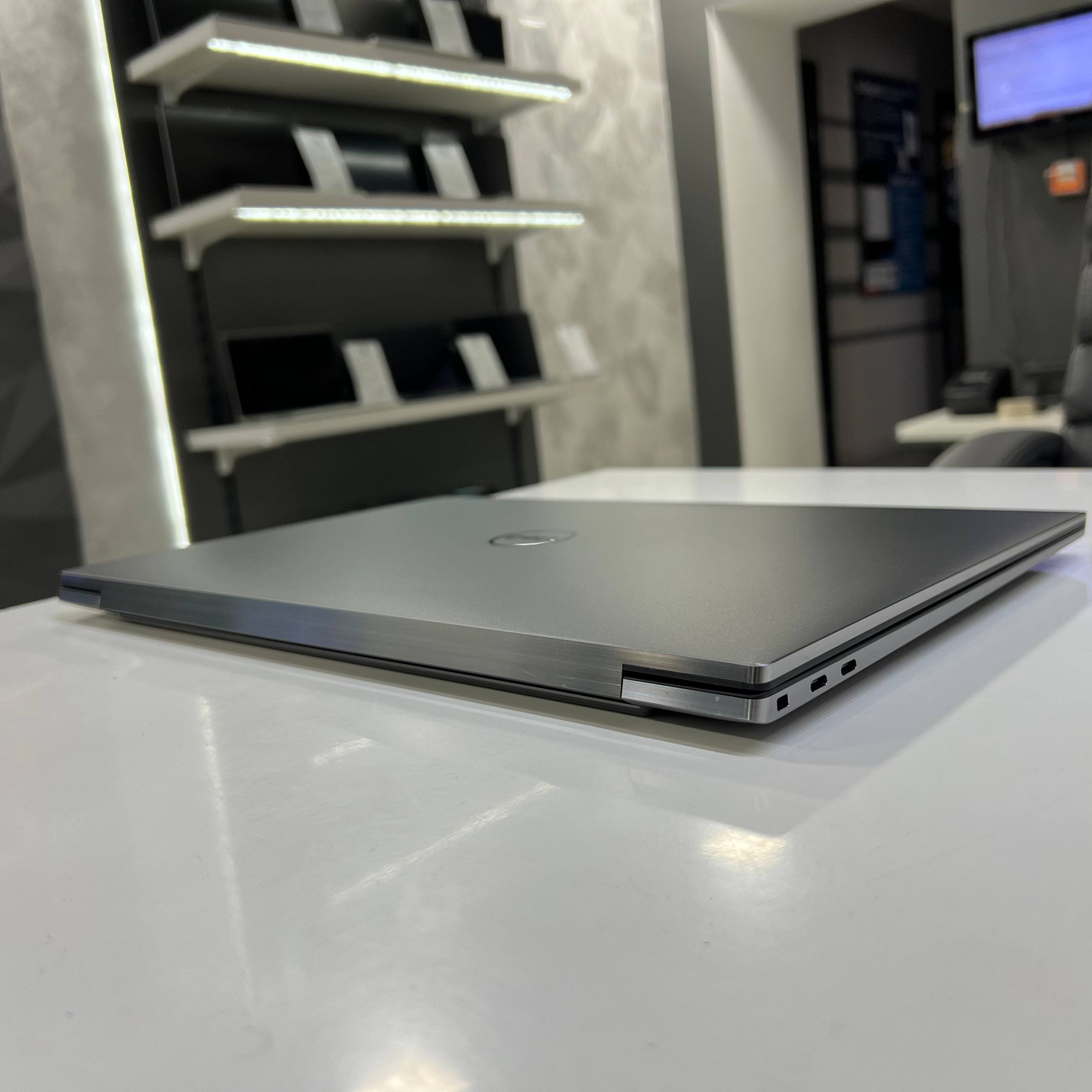 Dell Precision 5750 Intel Core i5-10400H/16Gb/512Gb SSD/Win11 (вживаний)