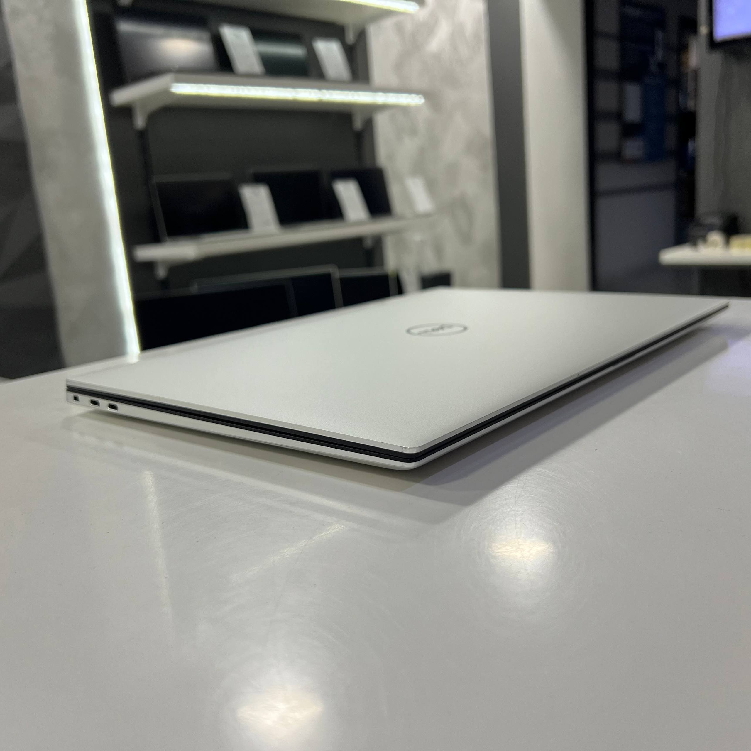 Dell XPS 9510 Intel Core i7-11800H/RTX3050TI 4Gb/16Gb/512Gb SSD/Win11 (вживаний)