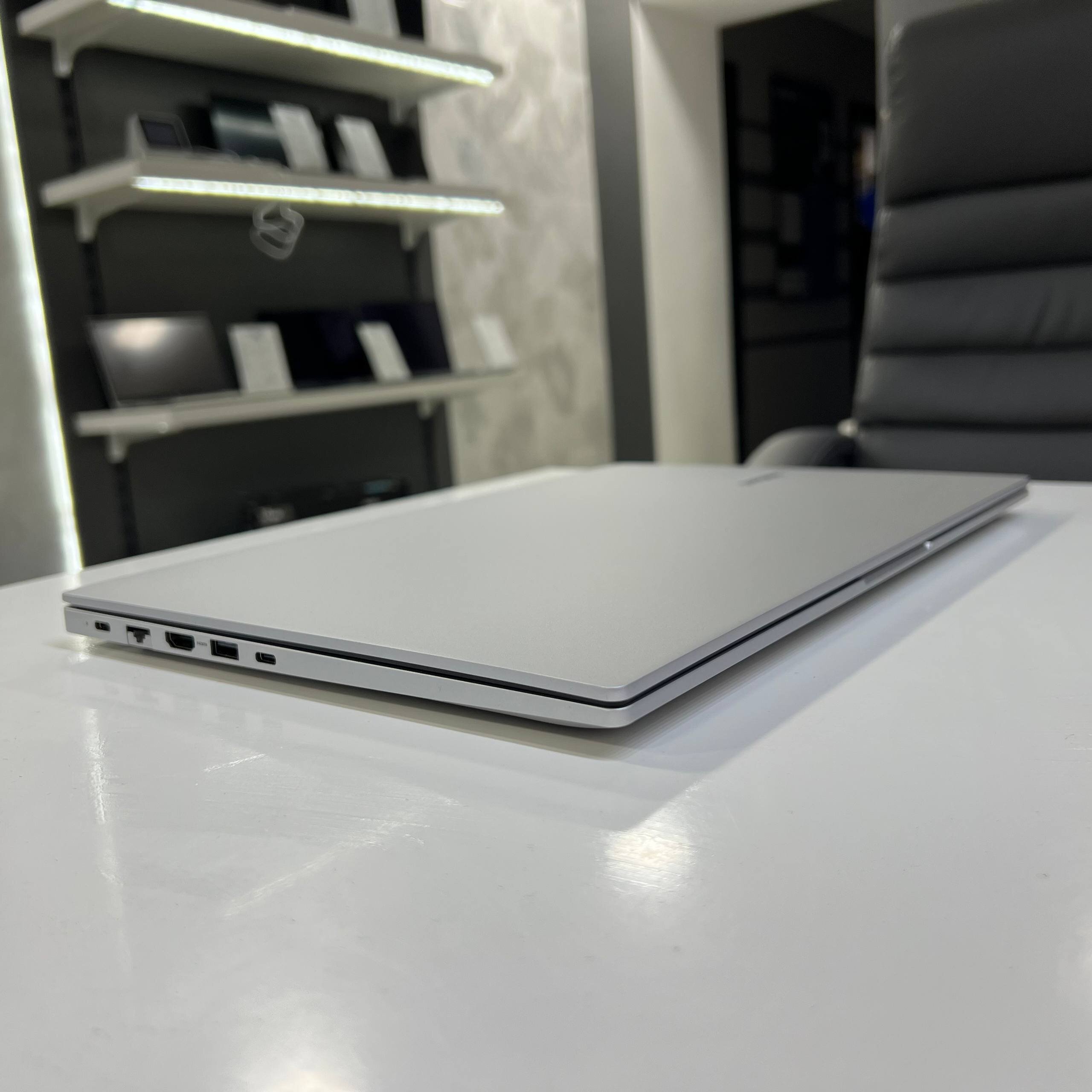 Samsung Galaxy Book 4 Intel Core 7 150U/16Gb/512Gb SSD/Win11 (вживаний)