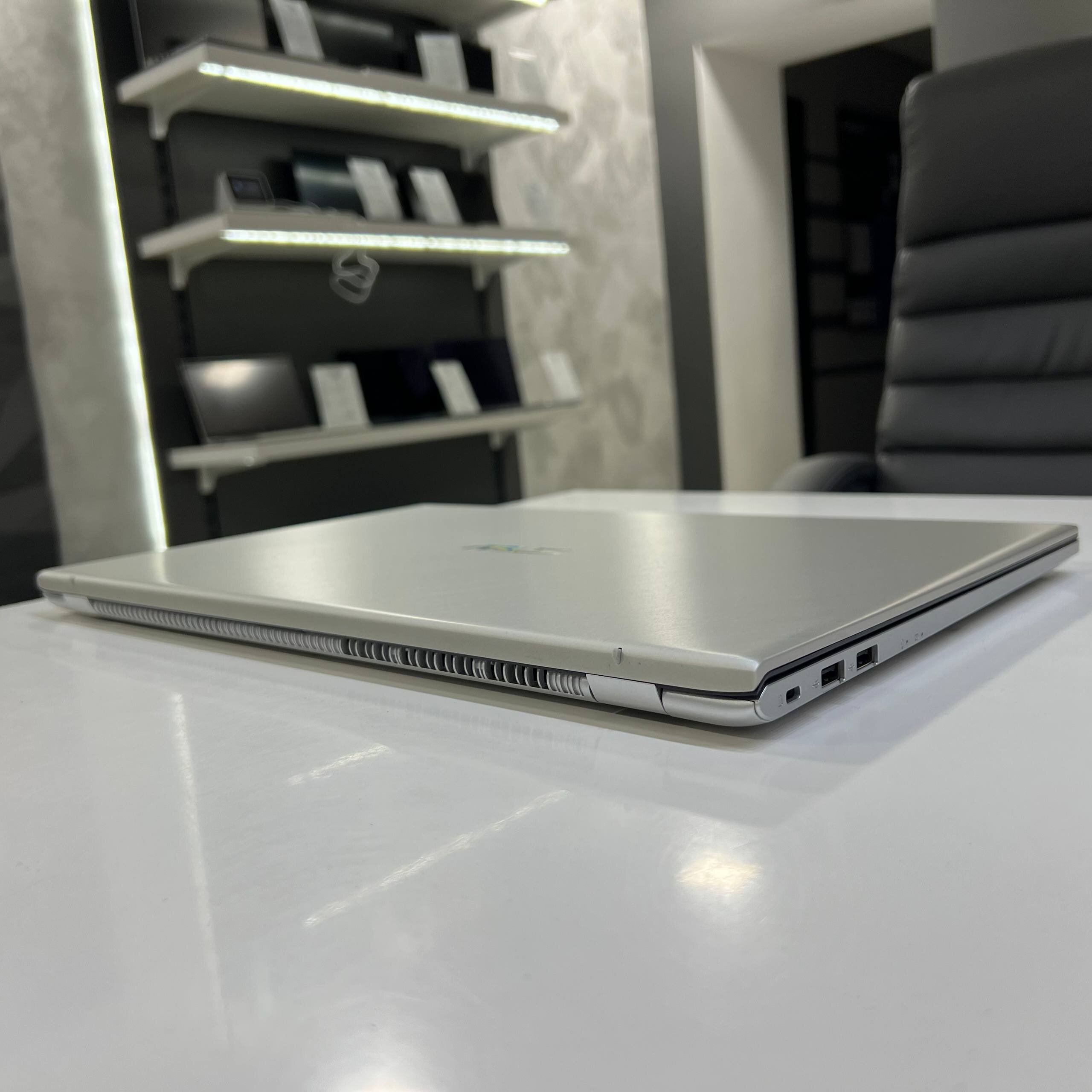 Asus VivoBook 17 K712E Intel Core i3-1115G4/16Gb/256Gb SSD/Win11 (вживаний)
