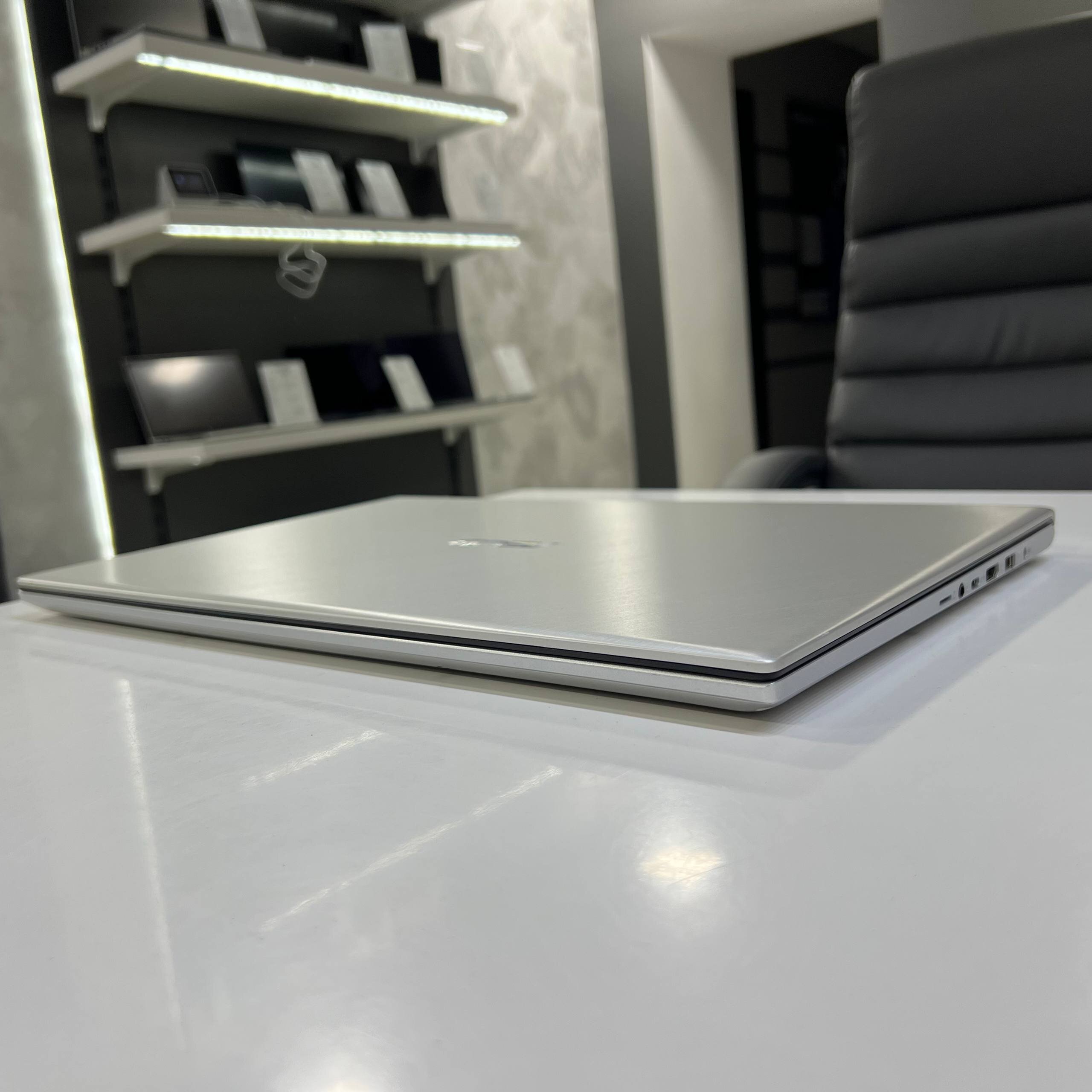Asus VivoBook 17 K712E Intel Core i3-1115G4/16Gb/256Gb SSD/Win11 (вживаний)