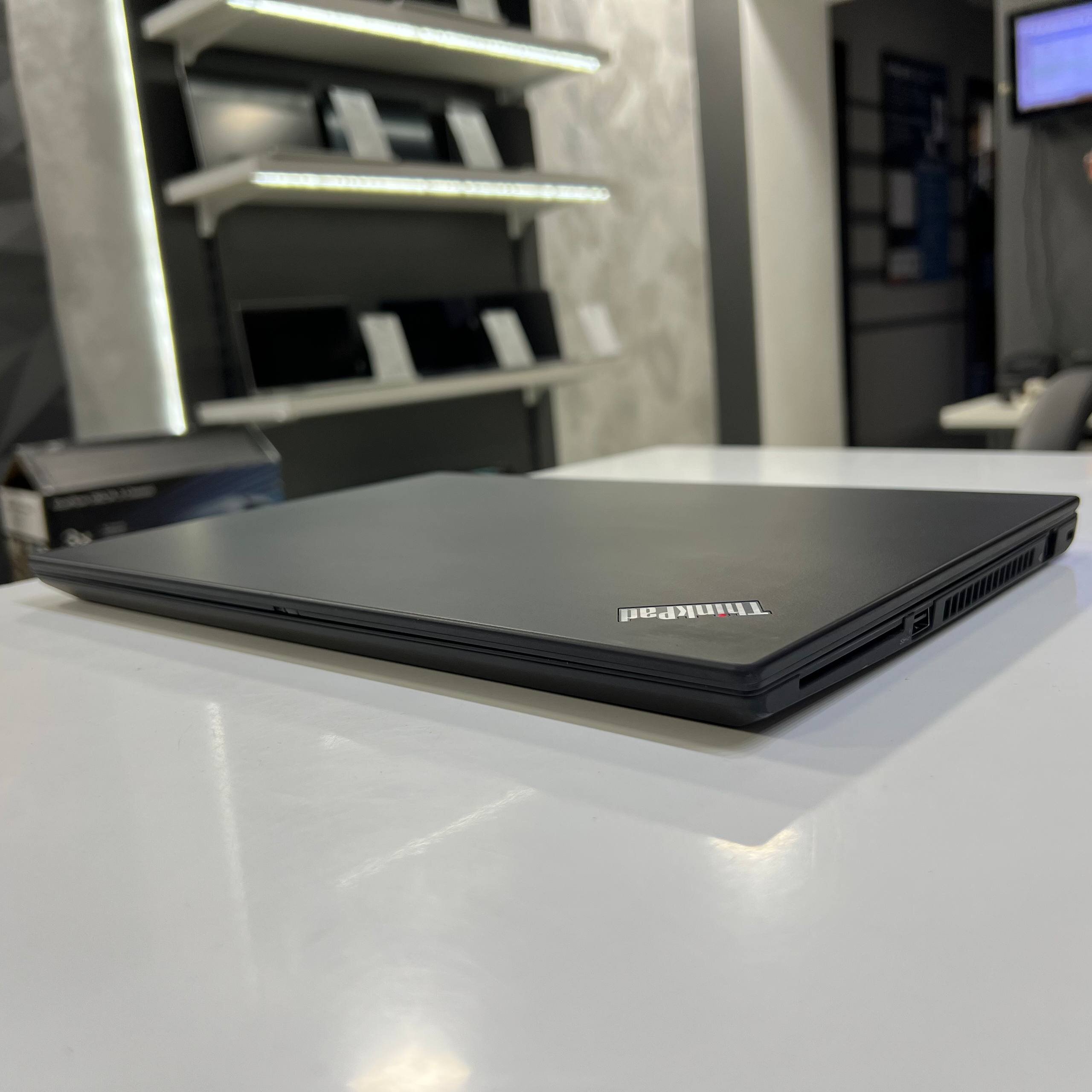 Lenovo ThinkPad T490 Intel Core i5-8365U/8Gb/256Gb SSD/Win11 (вживаний)