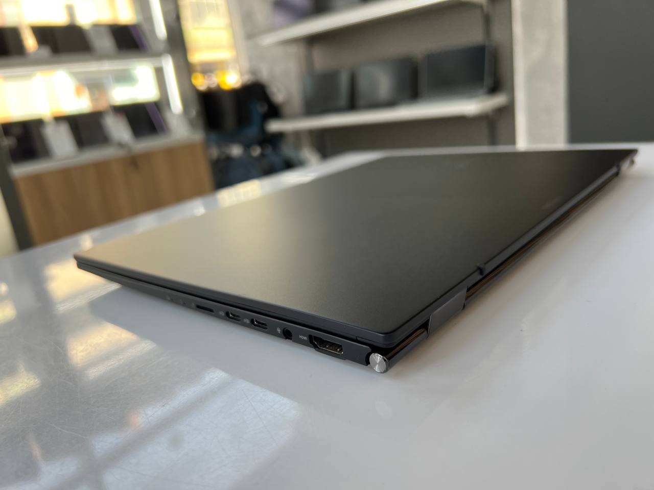 Asus ZenBook 14 Ryzen 7 7730U/16Gb/512Gb SSD/Win11