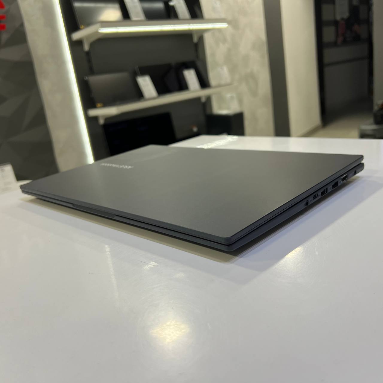 Asus VivoBook Intel Core i3-1215U/12Gb/256Gb SSD/Win11
