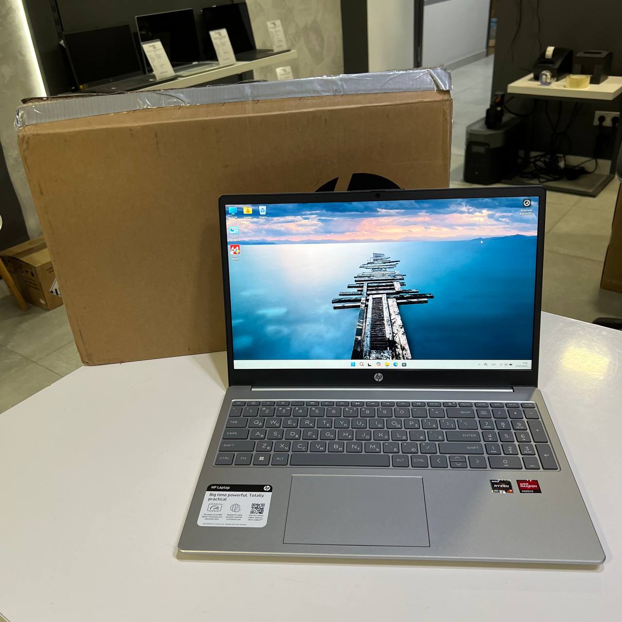 HP 15 Ryzen 7 7730U/16Gb/1Tb SSD/Win11