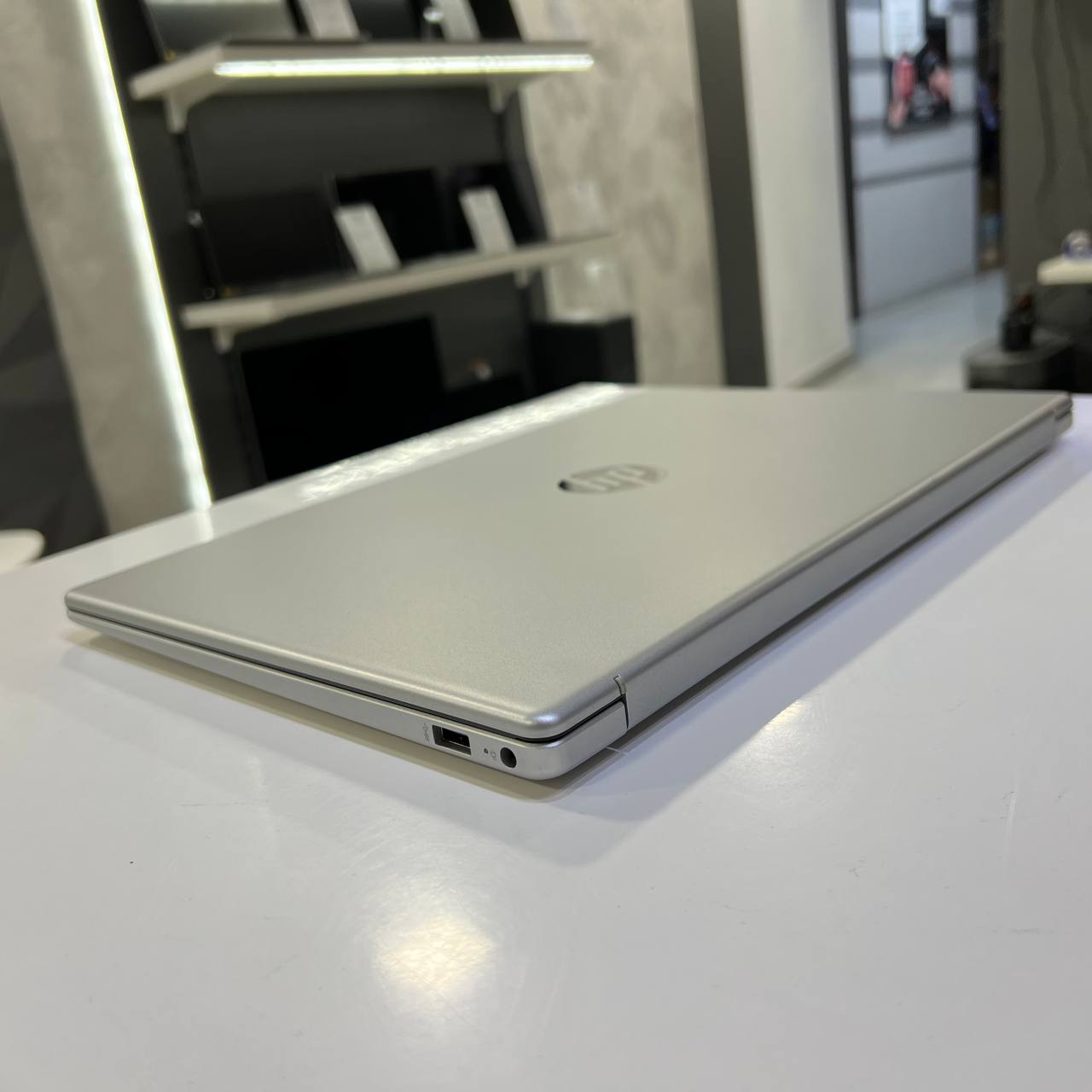 HP 15 Intel Core i3-N305/8Gb/256Gb SSD/Win11