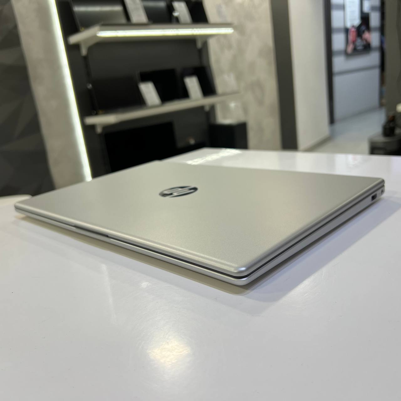 HP 15 Intel Core i3-N305/8Gb/256Gb SSD/Win11