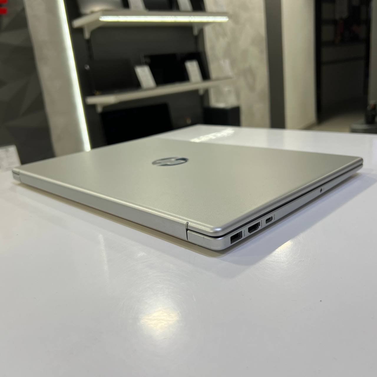 HP 15 Ryzen 5 7520U/8Gb/256Gb SSD/Win11