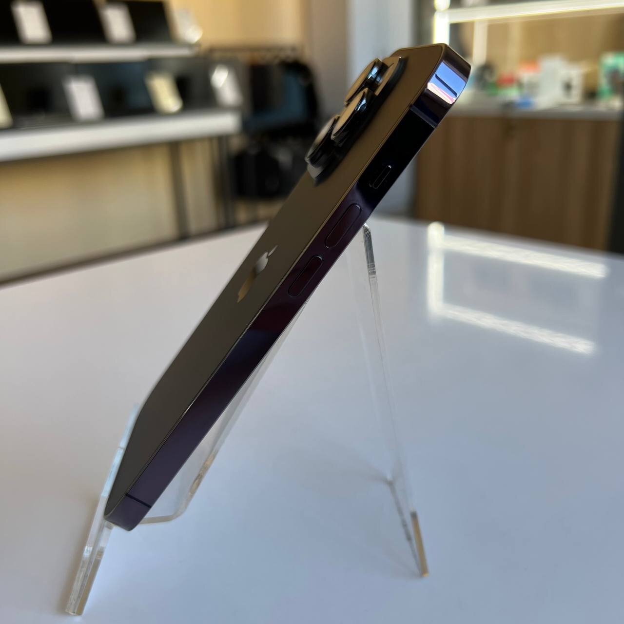 Apple iPhone 14 Pro 256 Gb Deep Purple (e-Sim) (вживаний)
