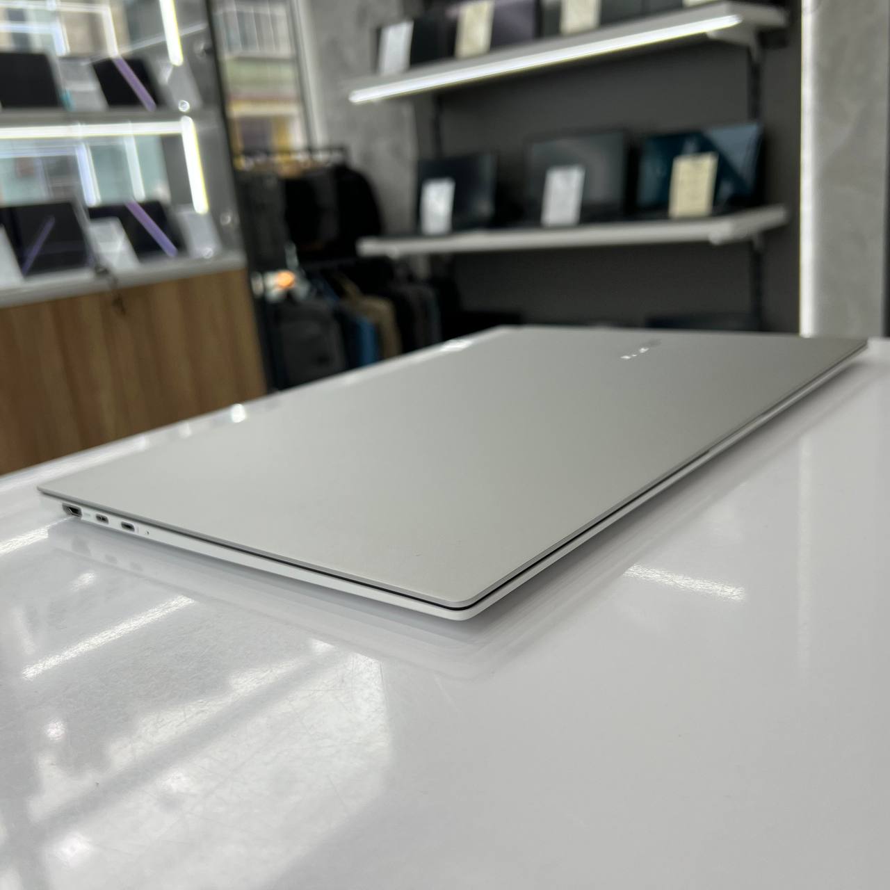 Samsung Galaxy Book Pro Intel Core i5-1135G7/8Gb/512Gb SSD/Win11