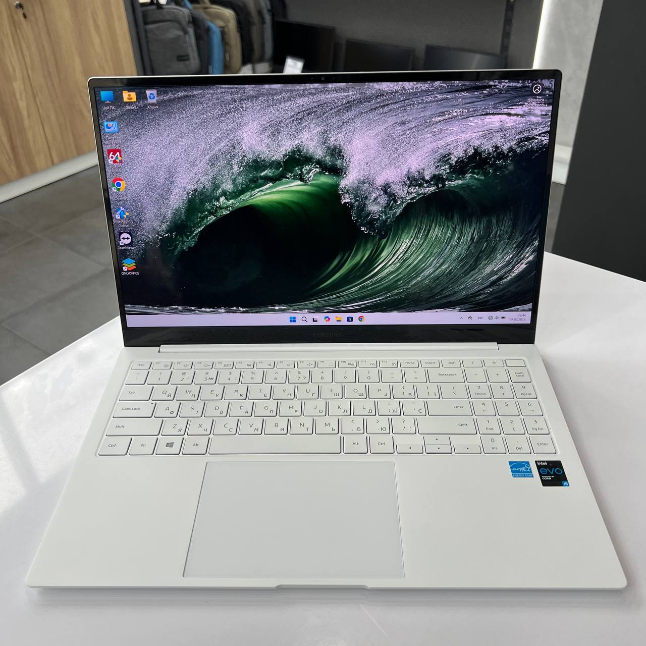 Samsung Galaxy Book Pro Intel Core i5-1135G7/8Gb/512Gb SSD/Win11