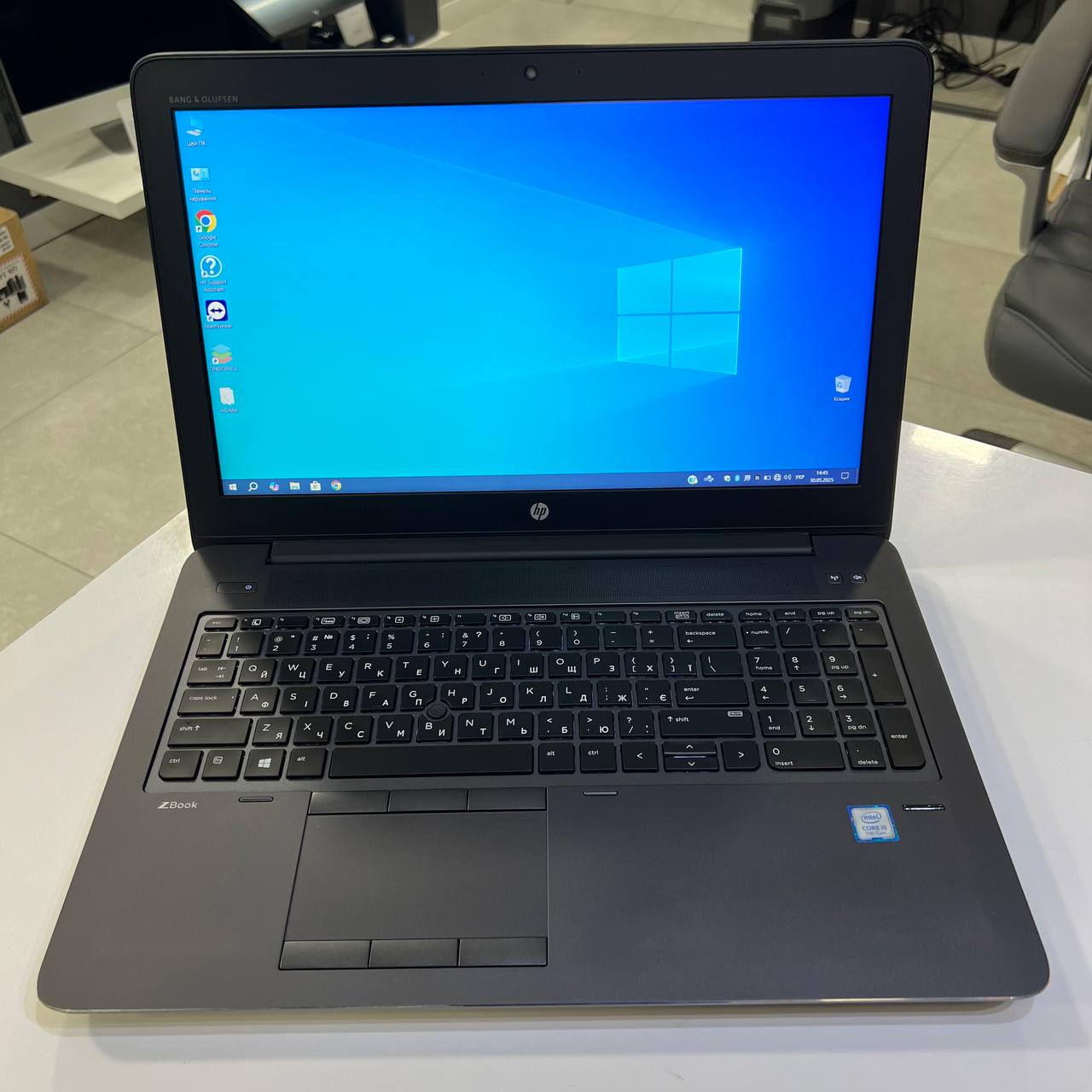 HP ZBook 15 G4 Intel Core i7-7300HQ/16Gb/256Gb SSD/Win10