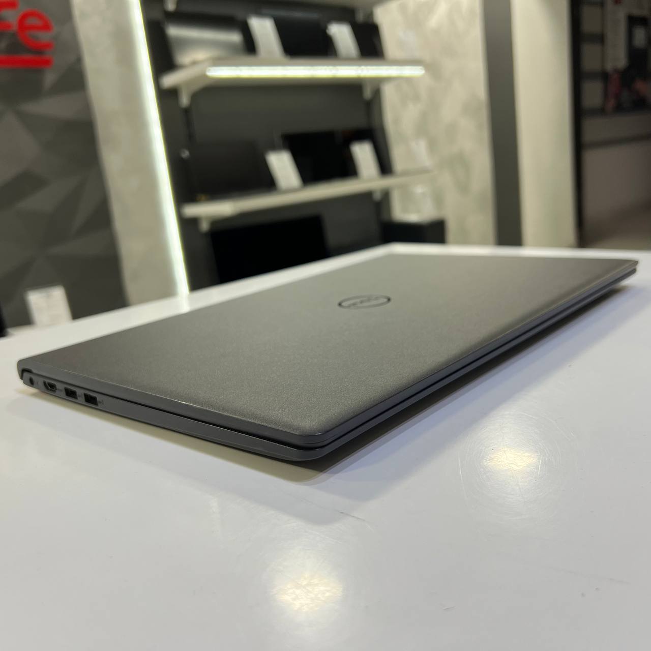 Dell Inspiron 3511 Intel Core i5-1035G1/16Gb/256Gb SSD+500Gb HDD/Win11