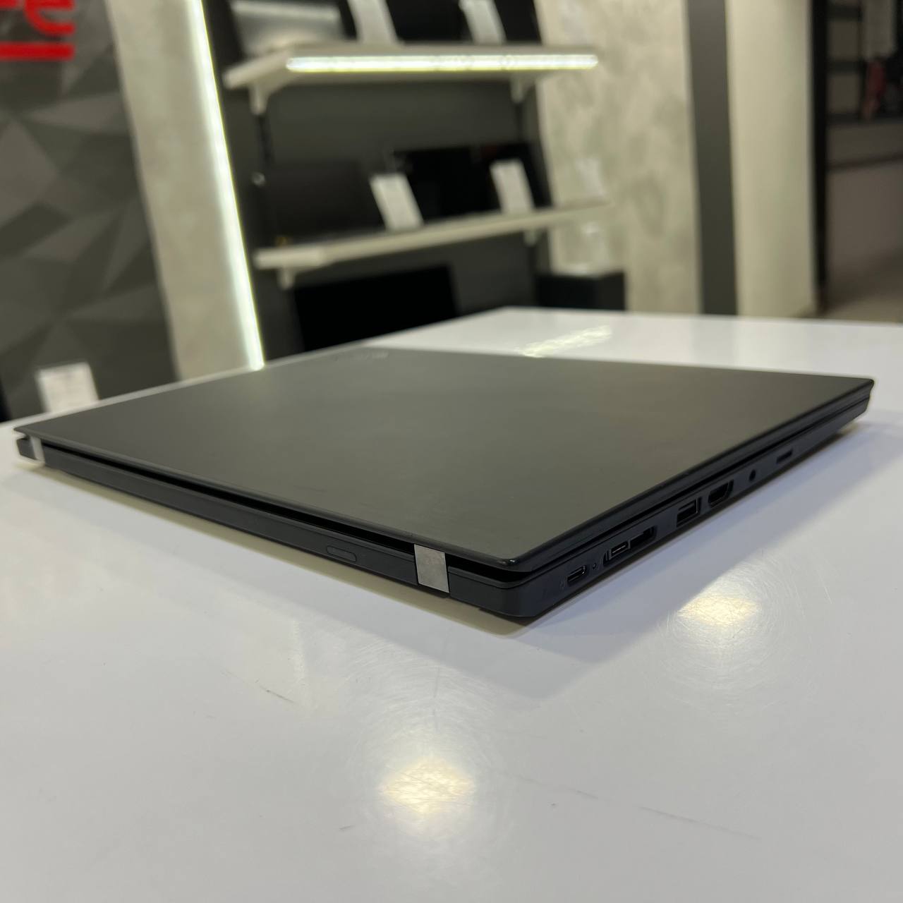 Lenovo ThinkPad T14 Gen 1 Intel Core i7-10510U/MX330 2Gb/16Gb/512Gb SSD/Win11