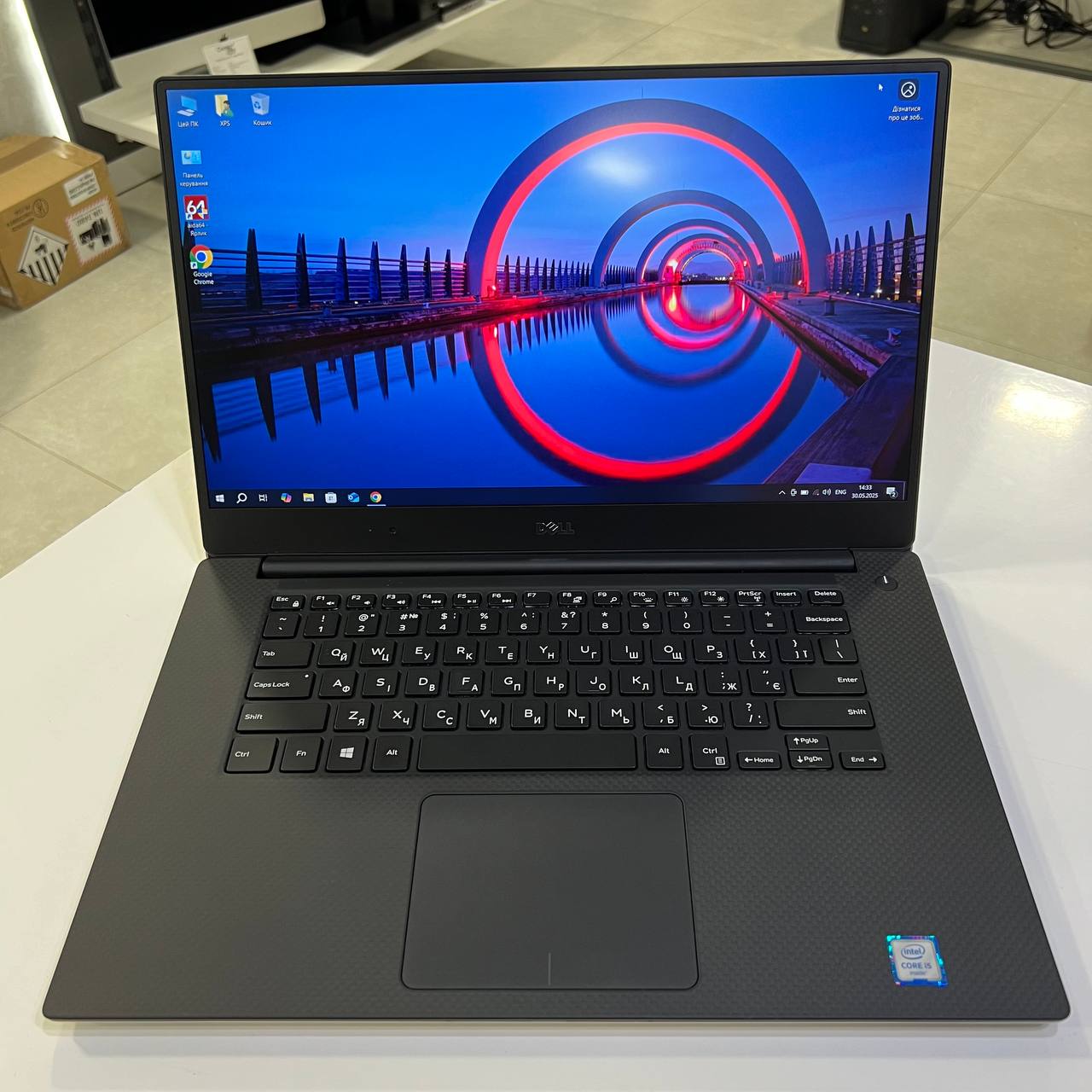 Dell XPS 9550 Intel Core i5-6300HQ/GTX960M 2Gb/16Gb/500Gb SSD/Win10